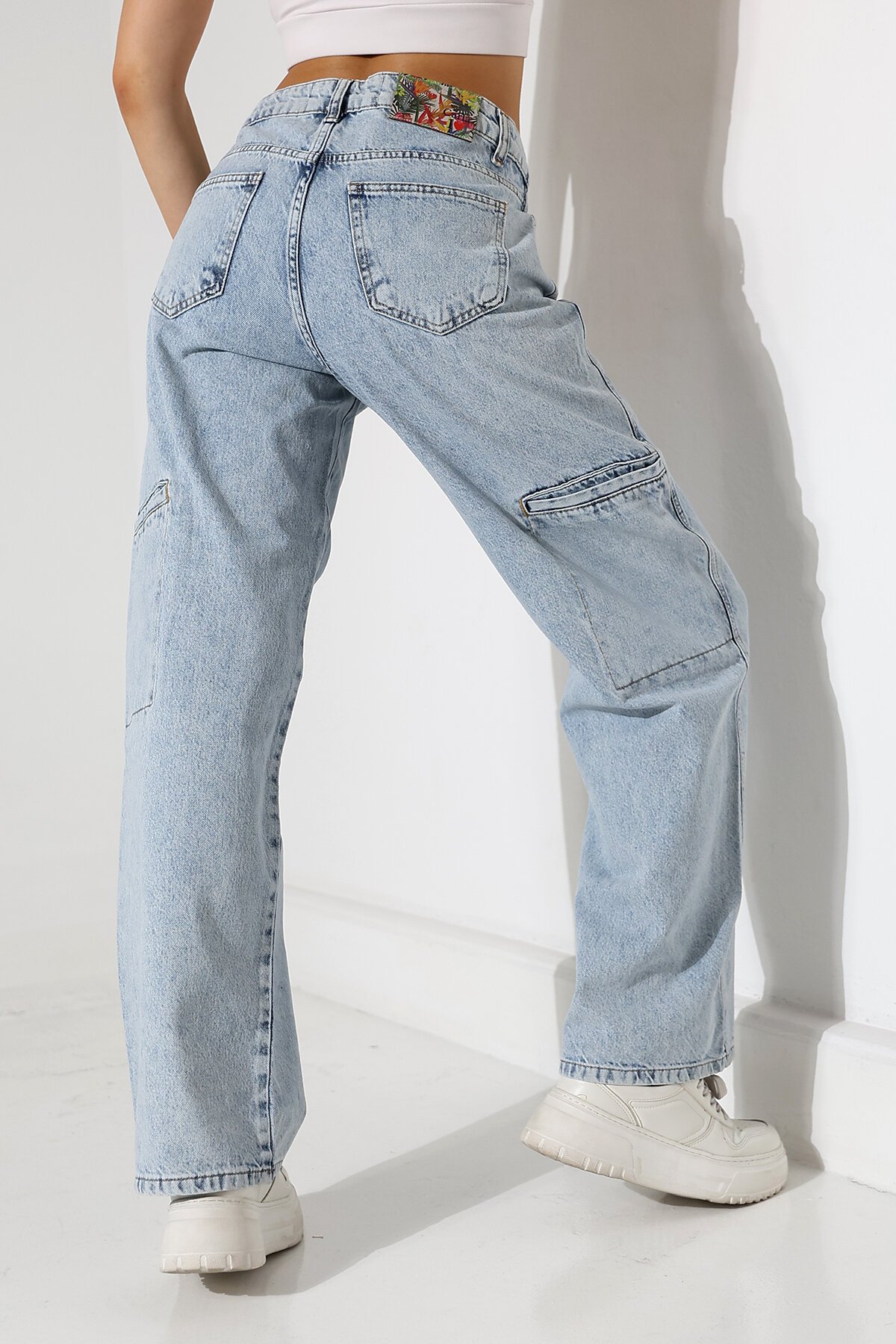 Açık Mavi Geniş Paça Jean Pantolon