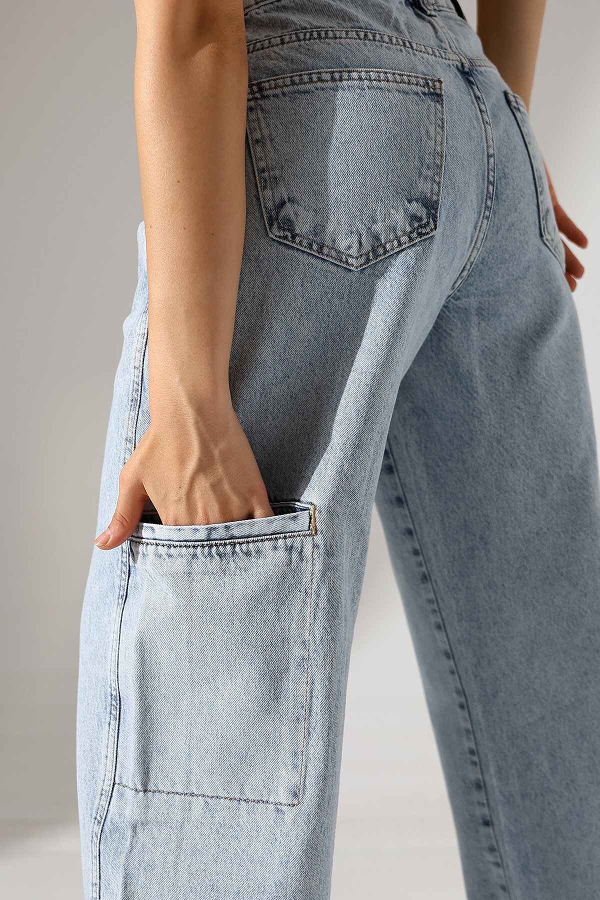 Açık Mavi Geniş Paça Jean Pantolon