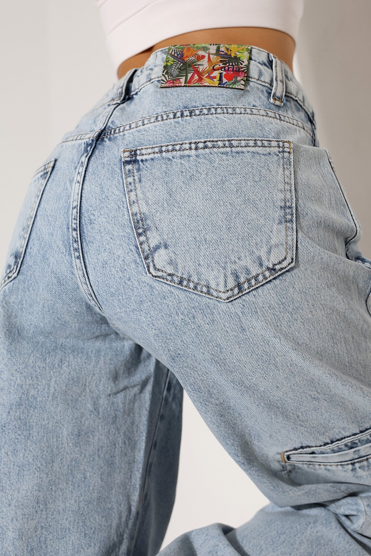 Açık Mavi Geniş Paça Jean Pantolon