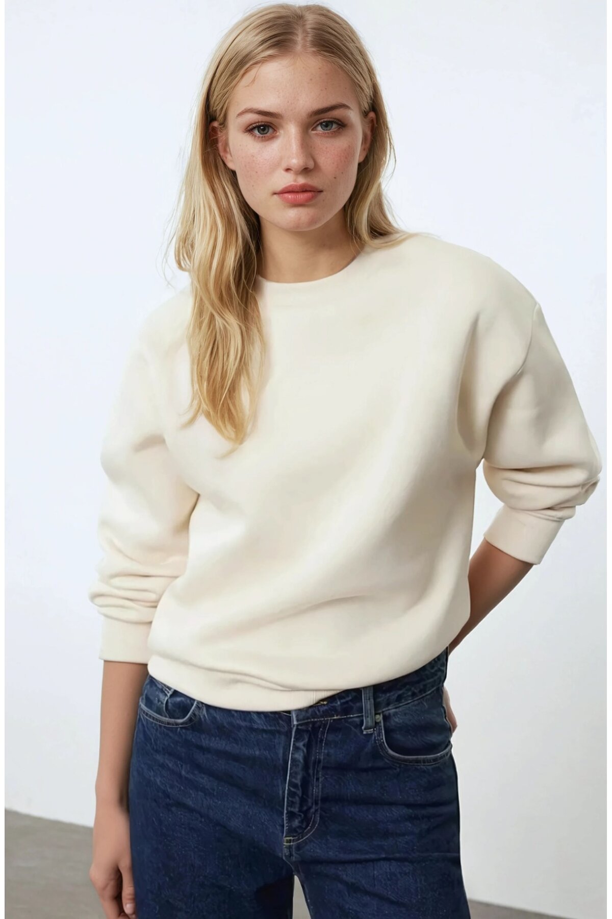 Basic Ekru Oversize Sweatshirt