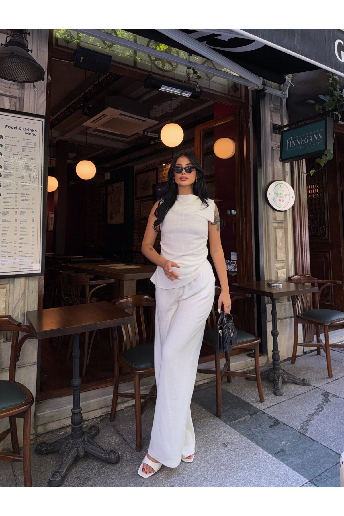 Beyaz Pantalon Asimetrik Bluz Keten Takım