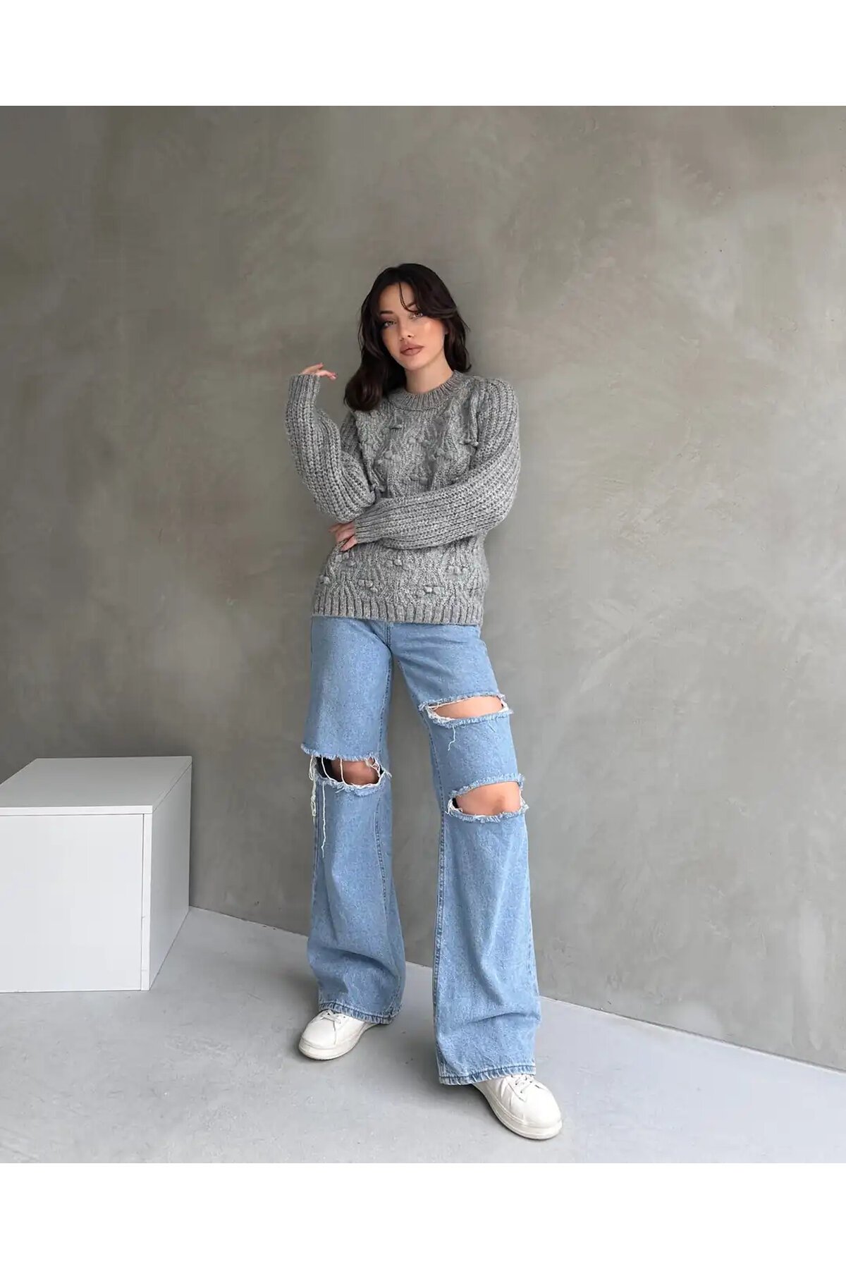 Bisiklet Yaka Bürümcük Detaylı Triko Kazak Gri