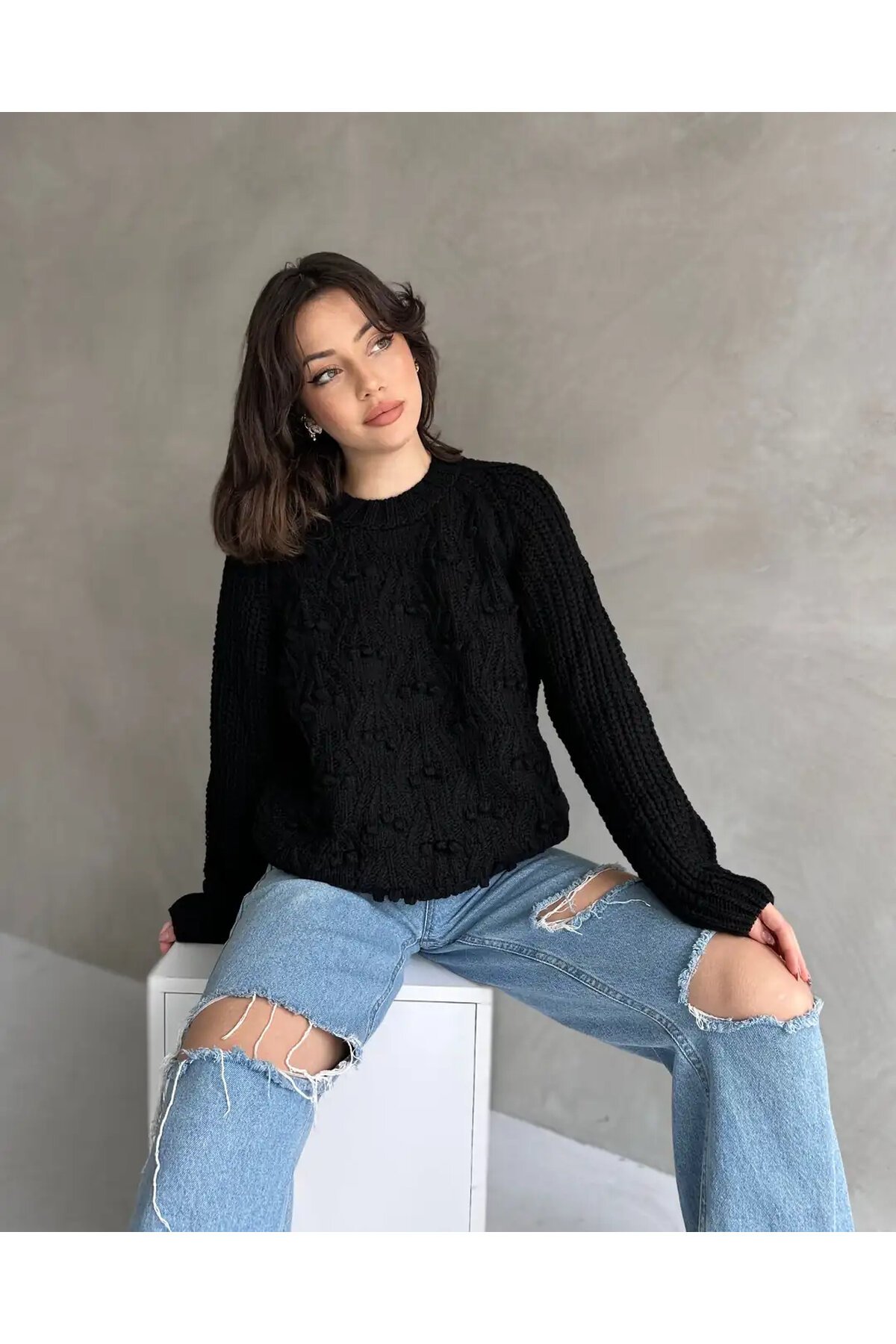 Bisiklet Yaka Bürümcük Detaylı Triko Kazak Siyah
