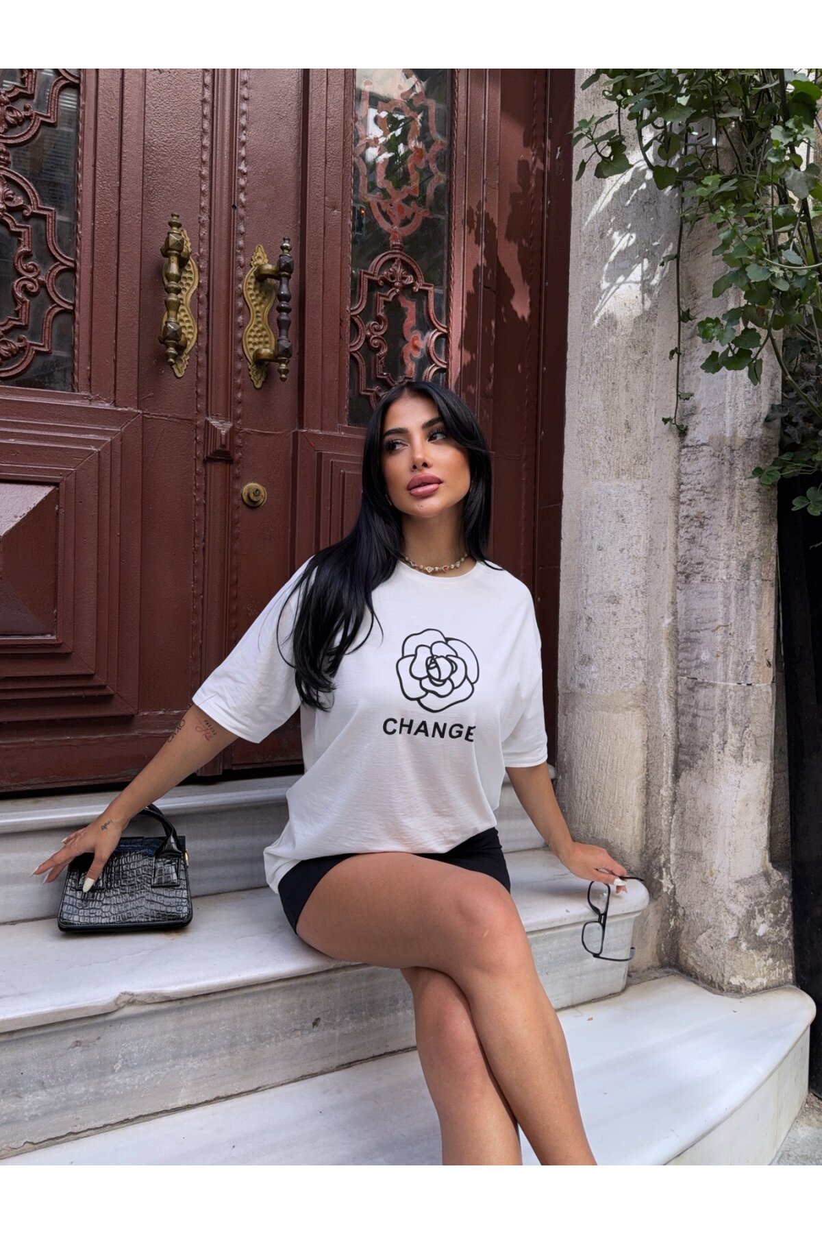 Change Baskılı Oversize Beyaz T-shirt