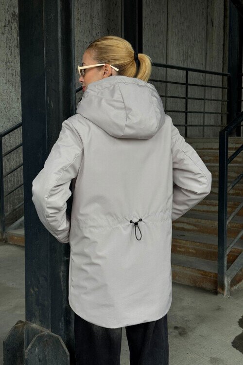 Çift Cepli Kapüşonlu Mont