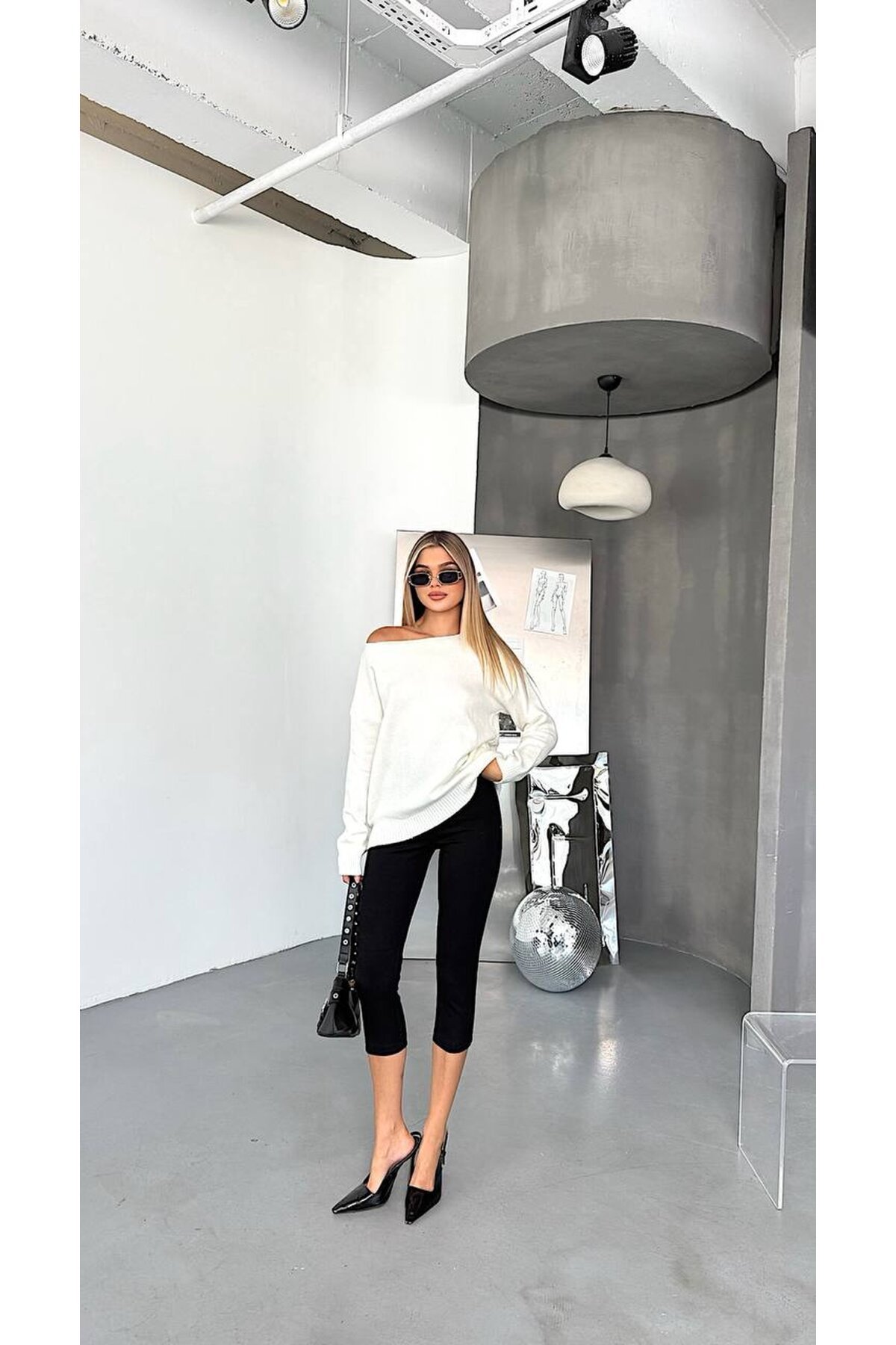 Düşük Omuz Triko Kazak