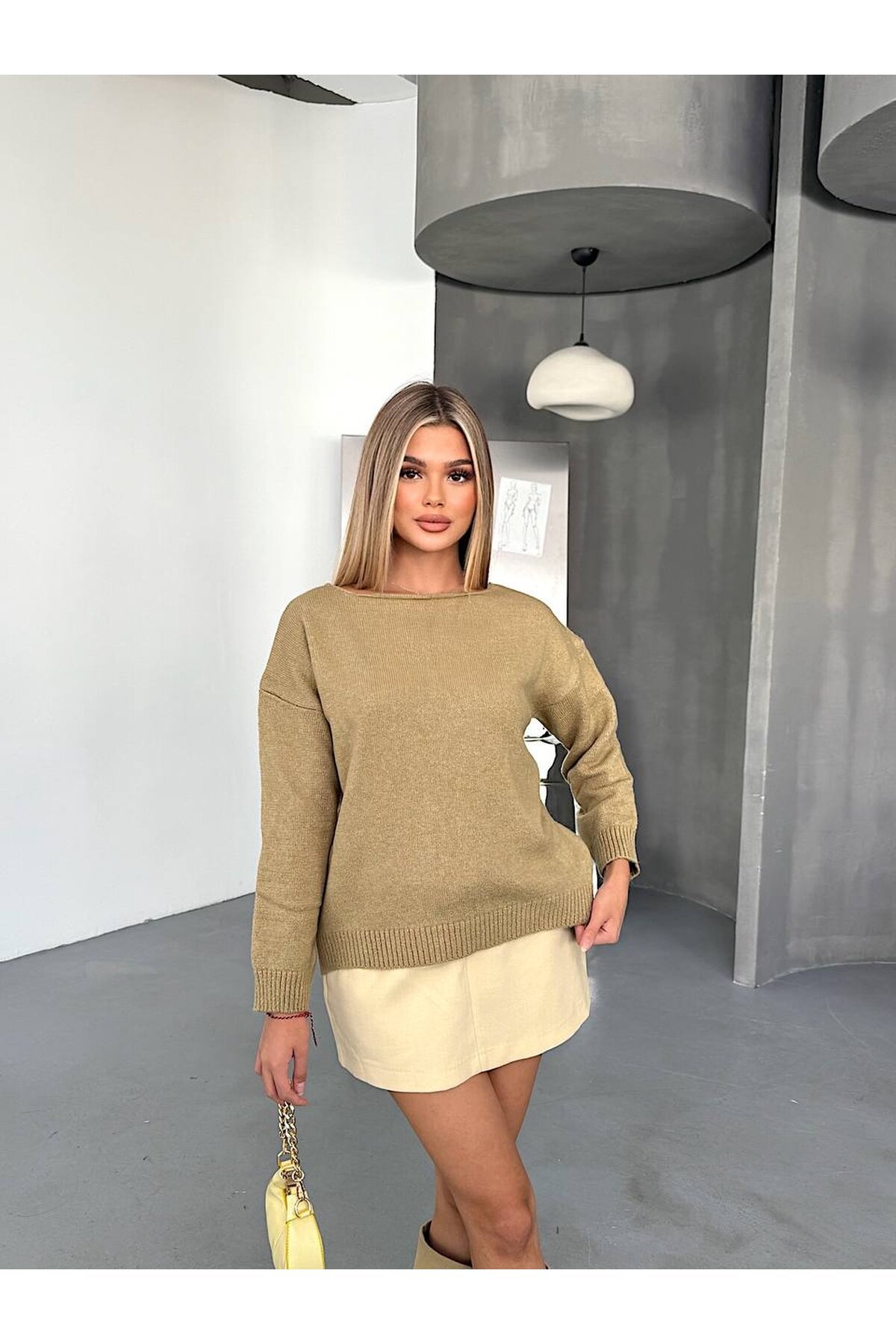 Düşük Omuz Triko Kazak