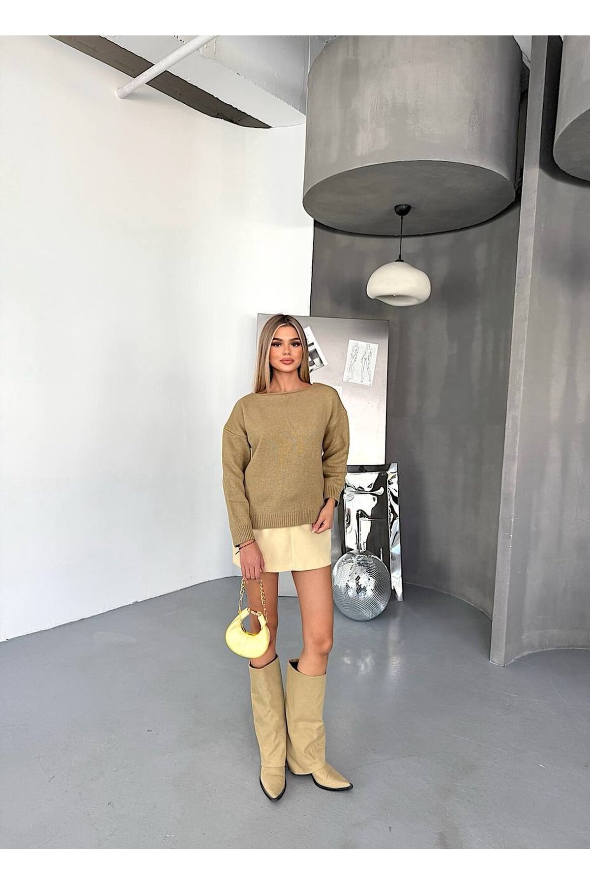 Düşük Omuz Triko Kazak