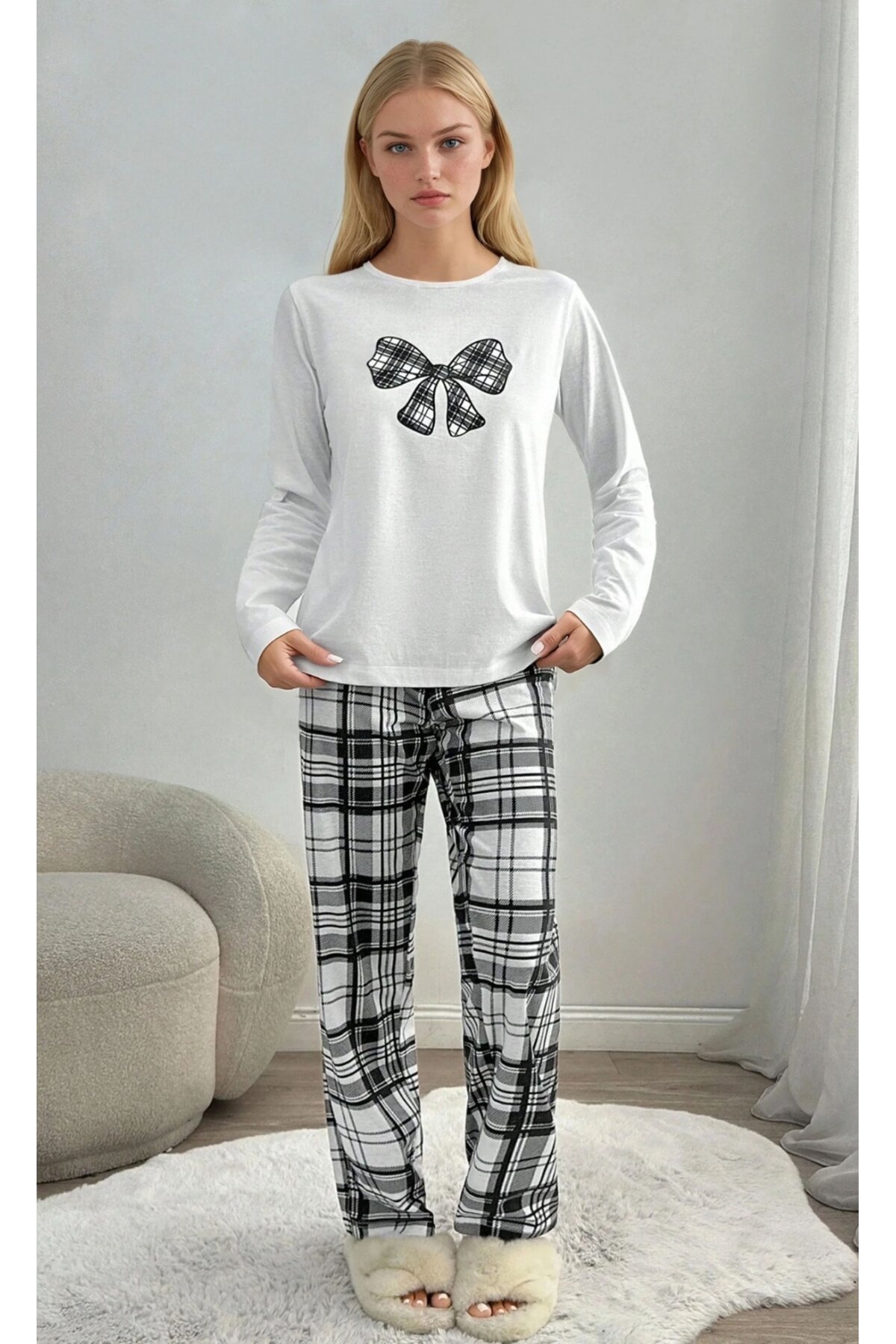 Ekose Desenli Kurdele Baskılı Pijama Takımı