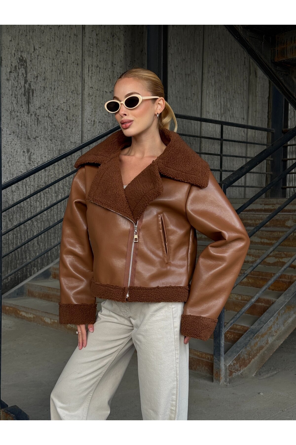 Fermuar Detaylı İçi Kürklü Suni Deri Ceket Kahverengi