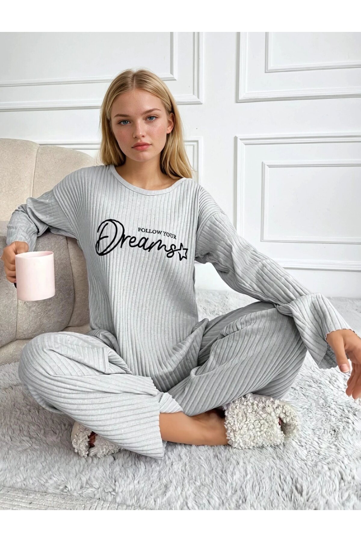Follow Your DreamsBaskılı Fitilli Polar Pijama Takımı