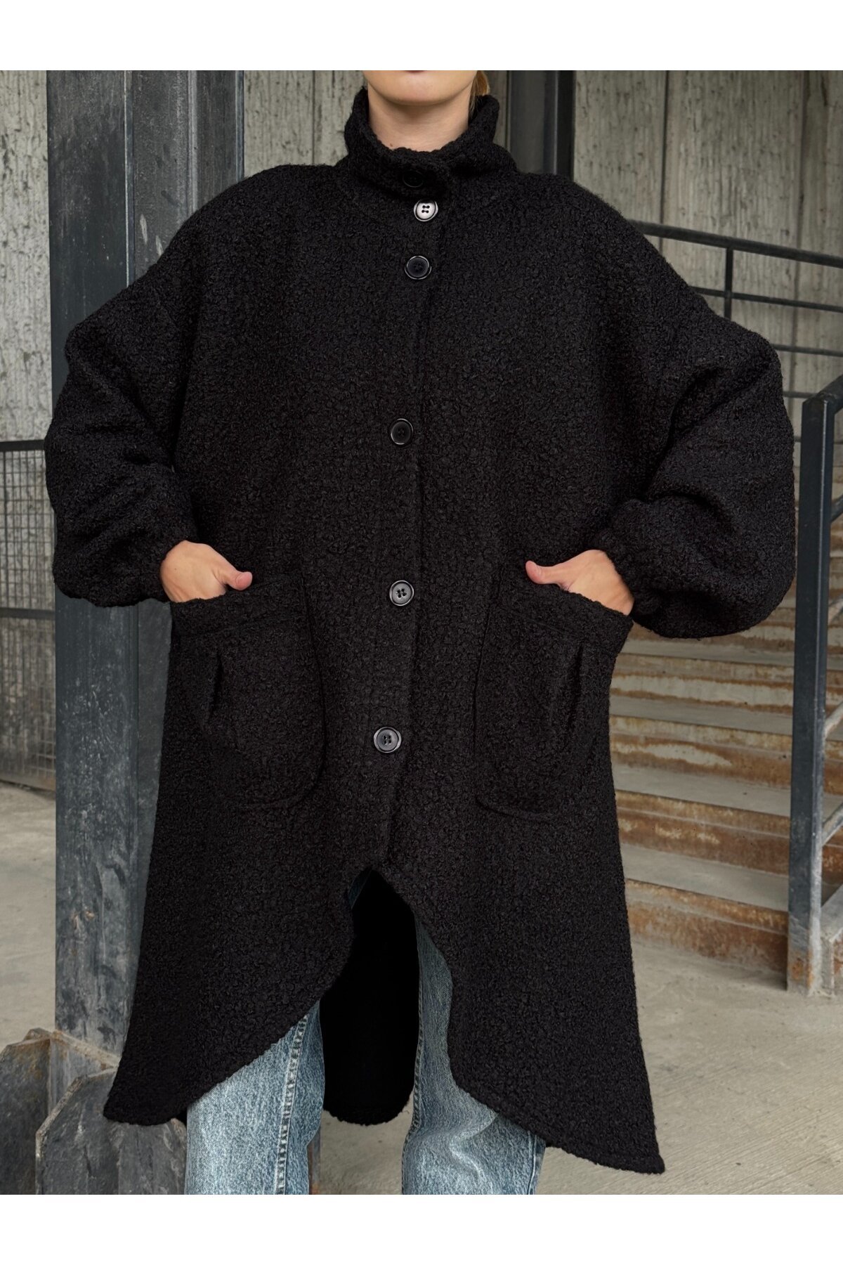 Geniş Çift Cepli Kalın Buklet Kumaş Mevsimlik Mont Siyah