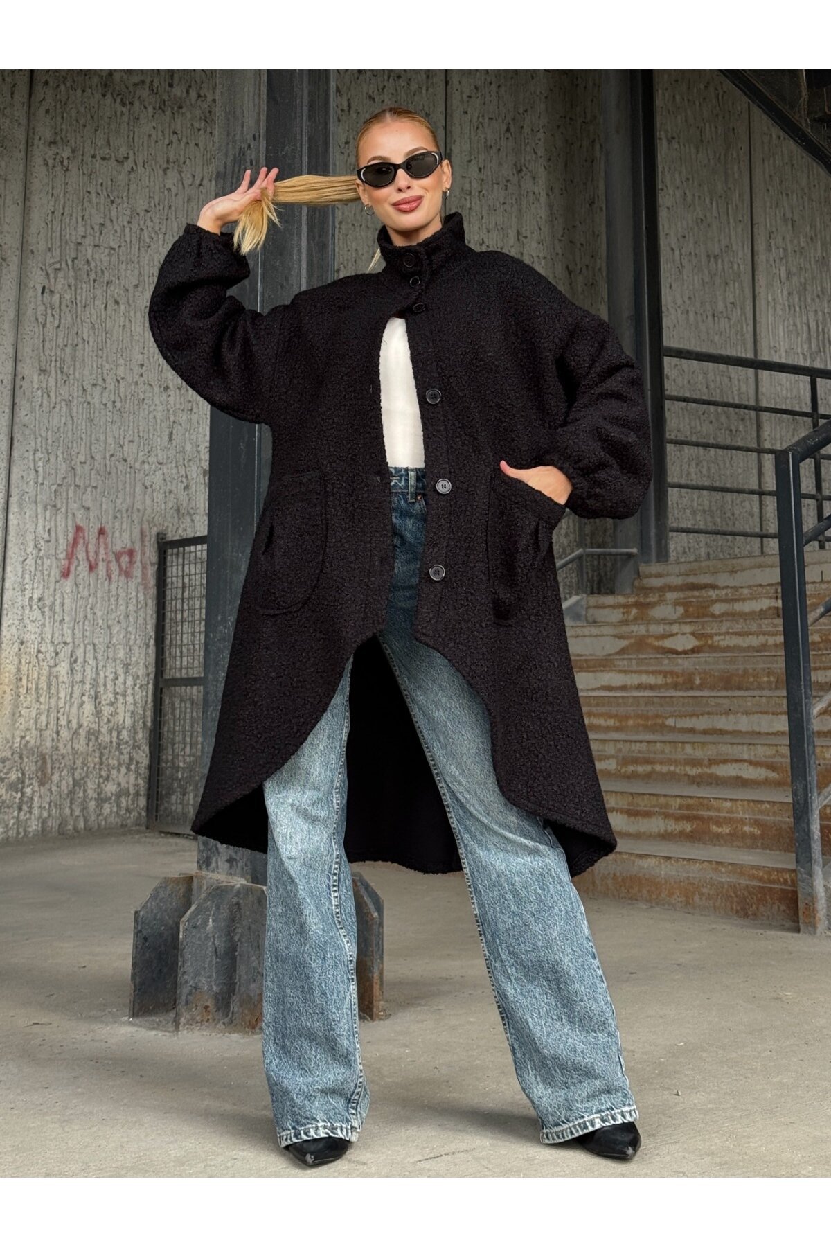 Geniş Çift Cepli Kalın Buklet Kumaş Mevsimlik Mont Siyah