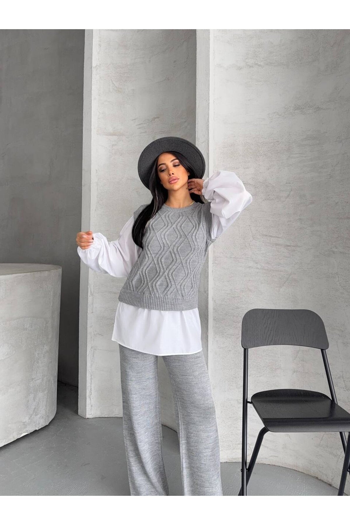 Gömlek Detaylı Triko Takım