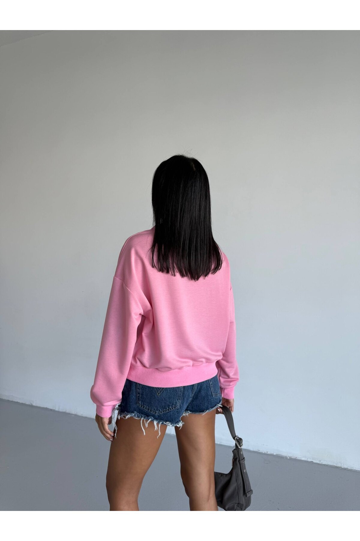 İki İplik Bisiklet Yaka Sweatshirt