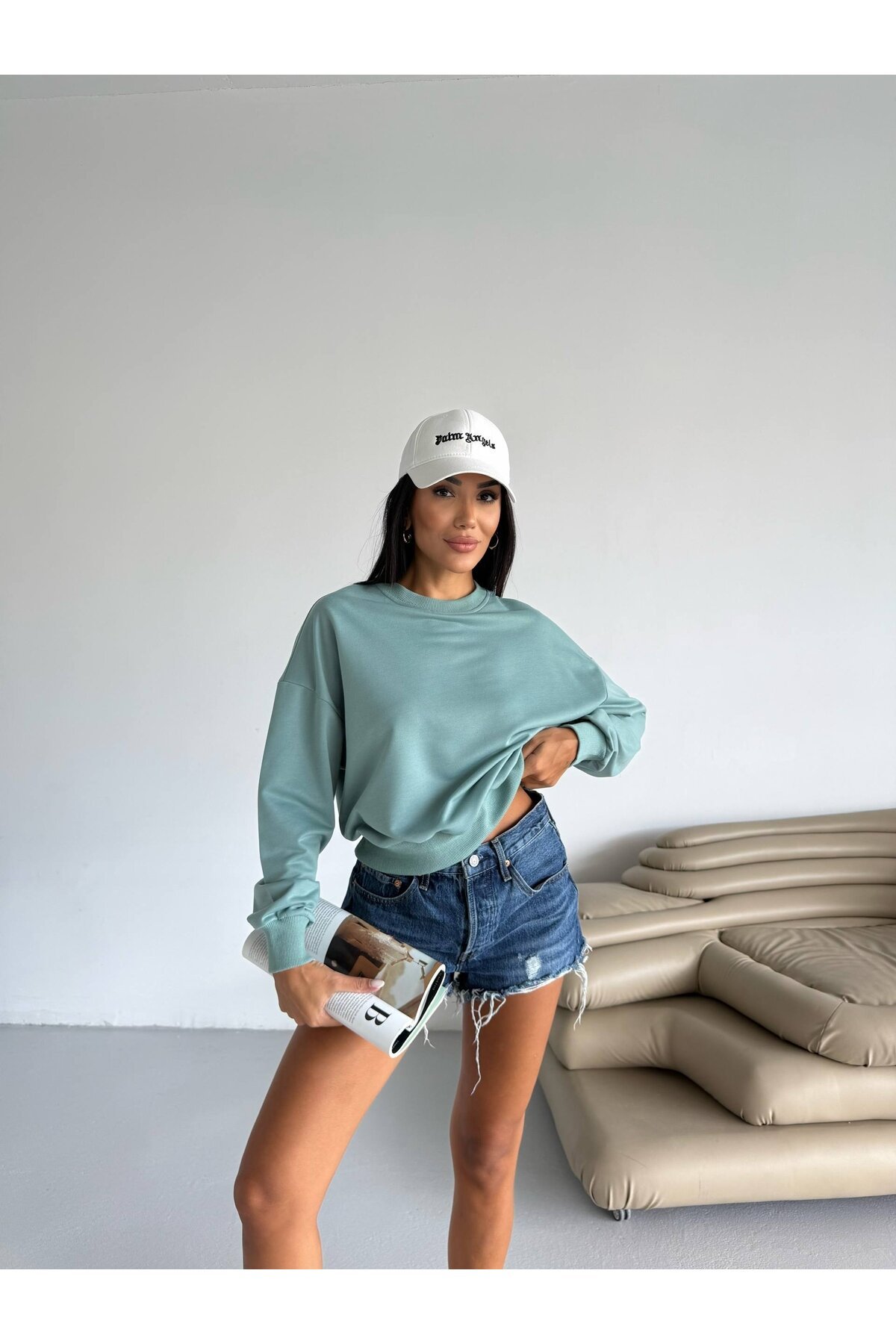 İki İplik Bisiklet Yaka Sweatshirt