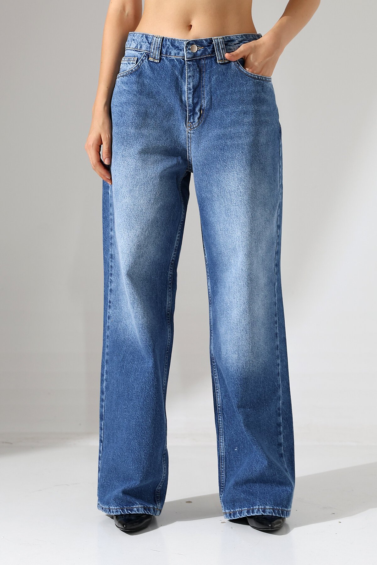 Kadın Mavi Yıkamalı Wide Leg Jean