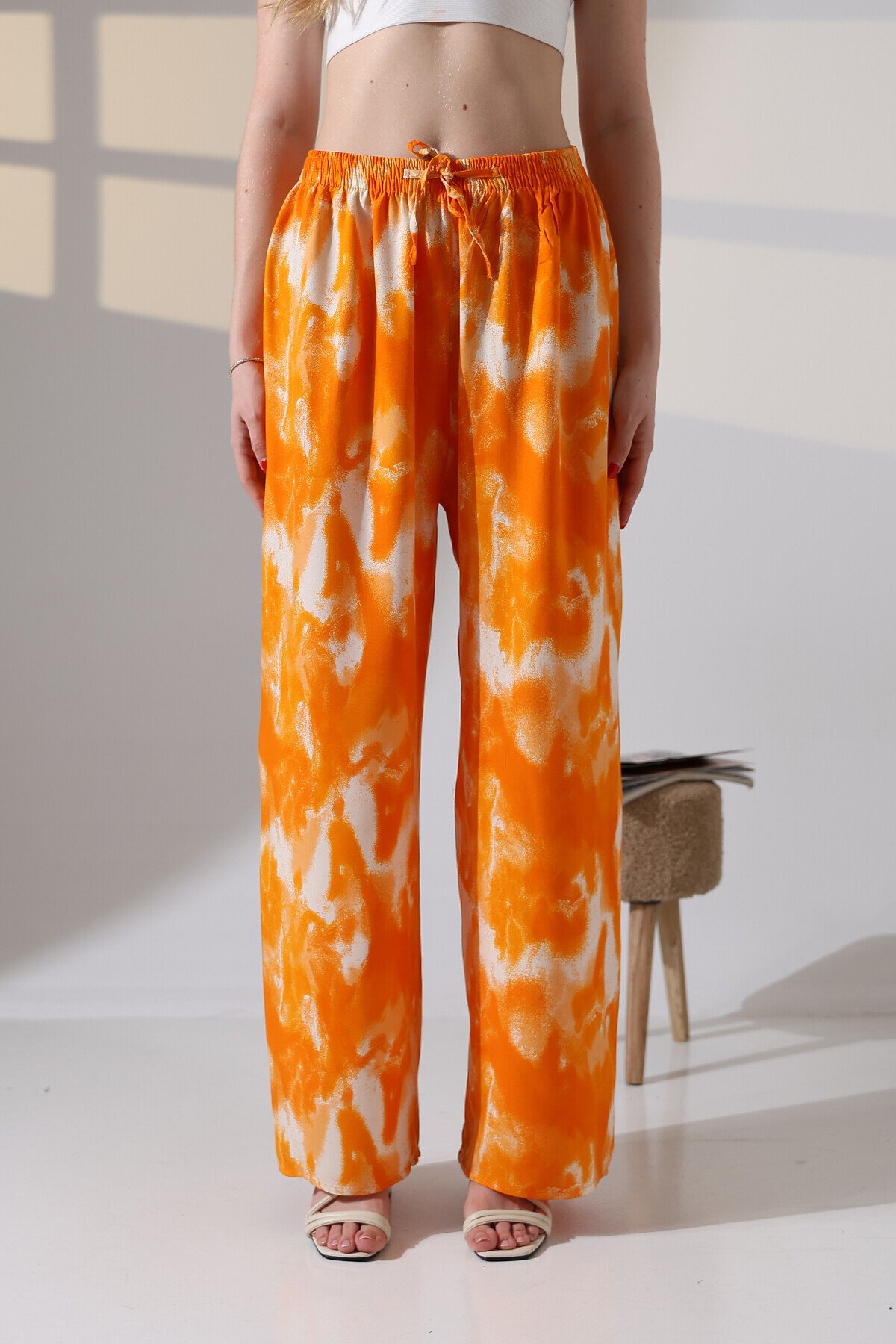 Kadın Turuncu Viskon Bol Paça Desenli Pantalon