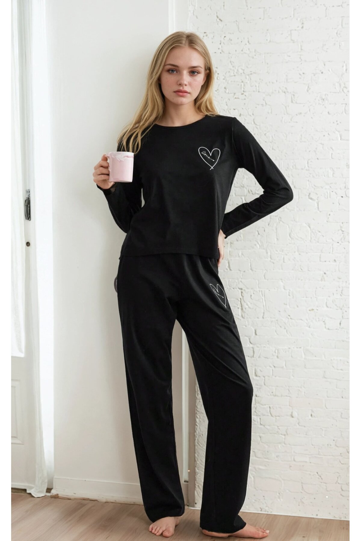 Kalp Detaylı Uzun Kollu Love Pijama Takımı