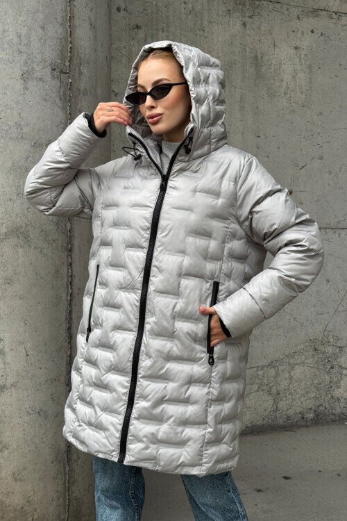 Kapitoneli Fermuarlı Kapüşonlu Uzun Şişme Mont