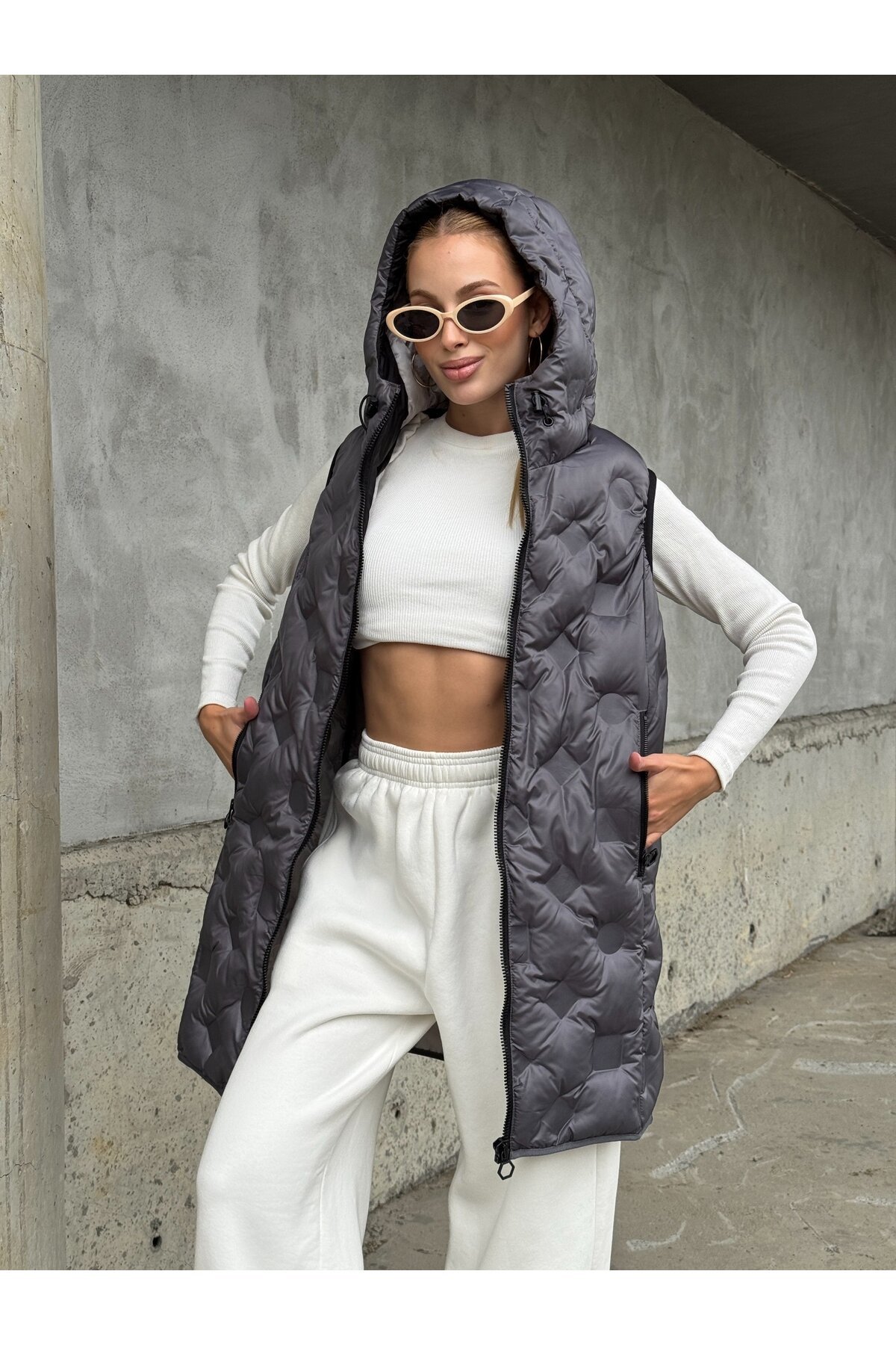 Kapşonlu Cepli Uzun Şişme Yelek