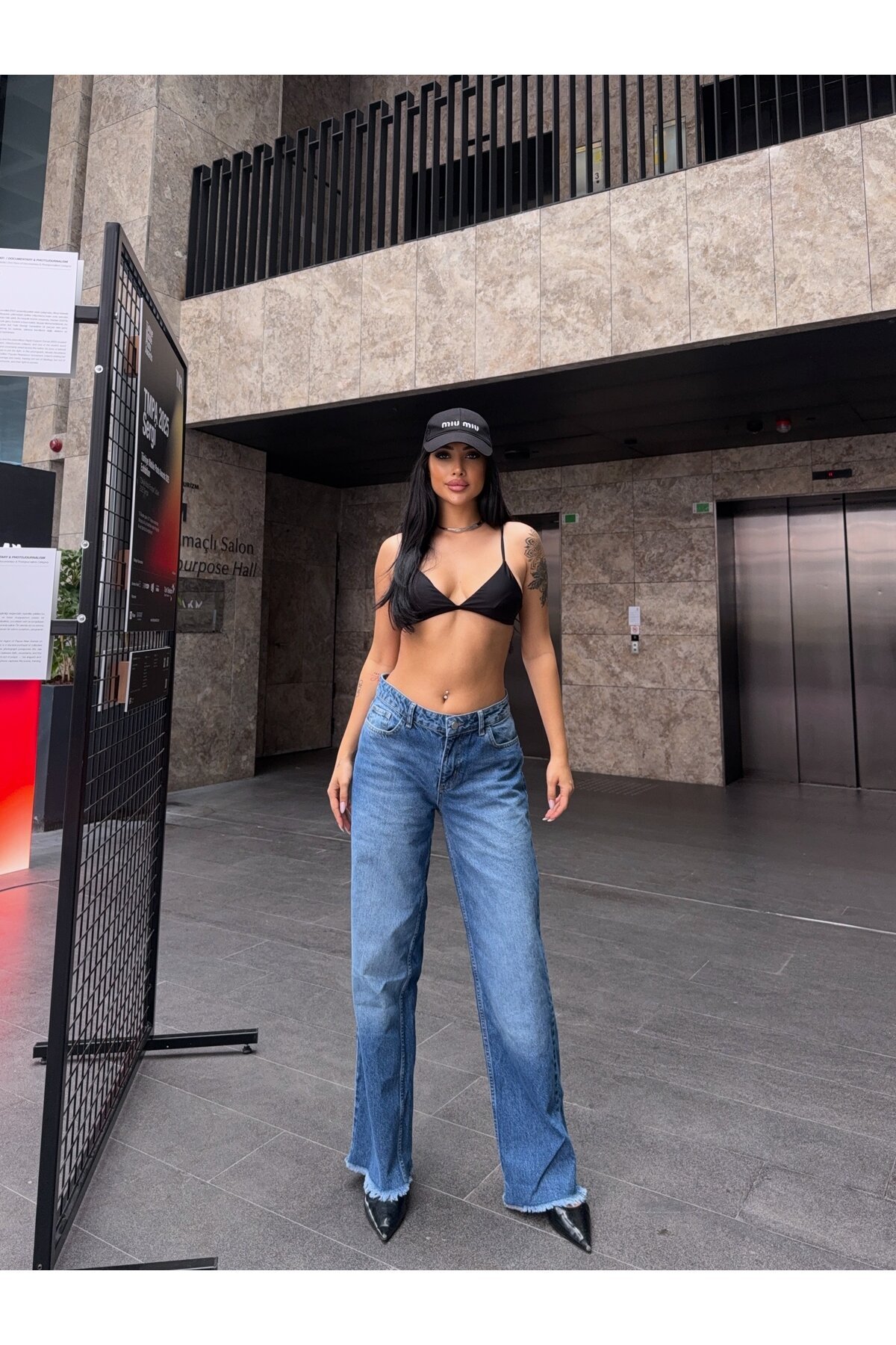 Mavi Püsküllü Paça Bol Pantolon