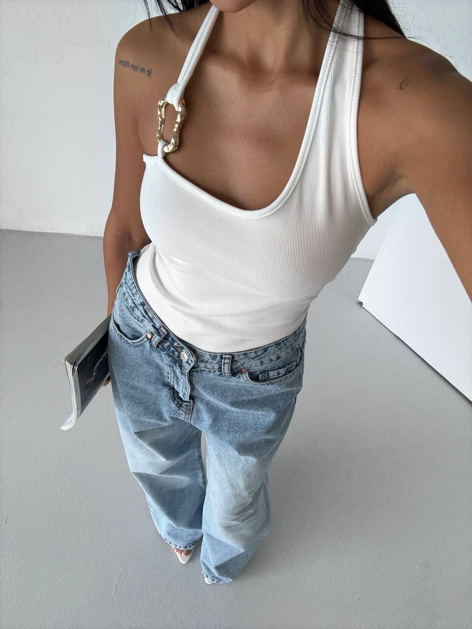 Omuz Toka Detay Bluz Beyaz