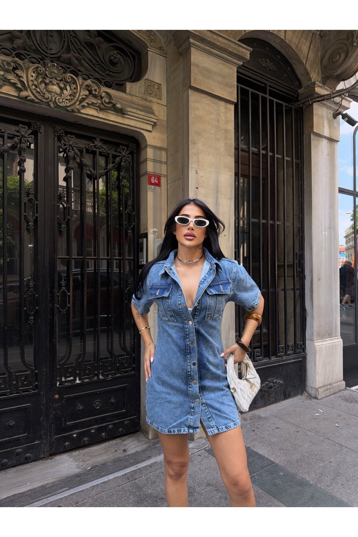 Önü Düğmeli Cepli Mavi Jean Elbise