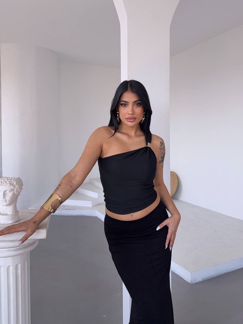 Ottoman Omuz Detay Siyah Bluz