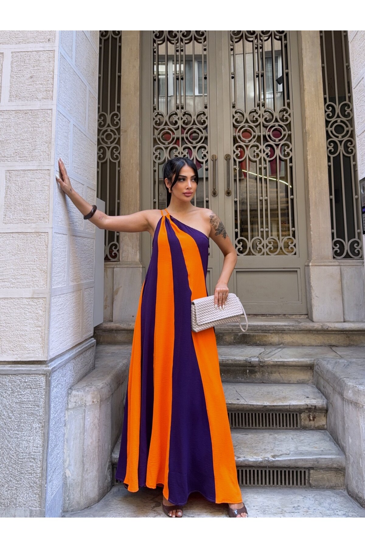 Parça Bloklu Omuz Detay Elbise Siyah Turuncu