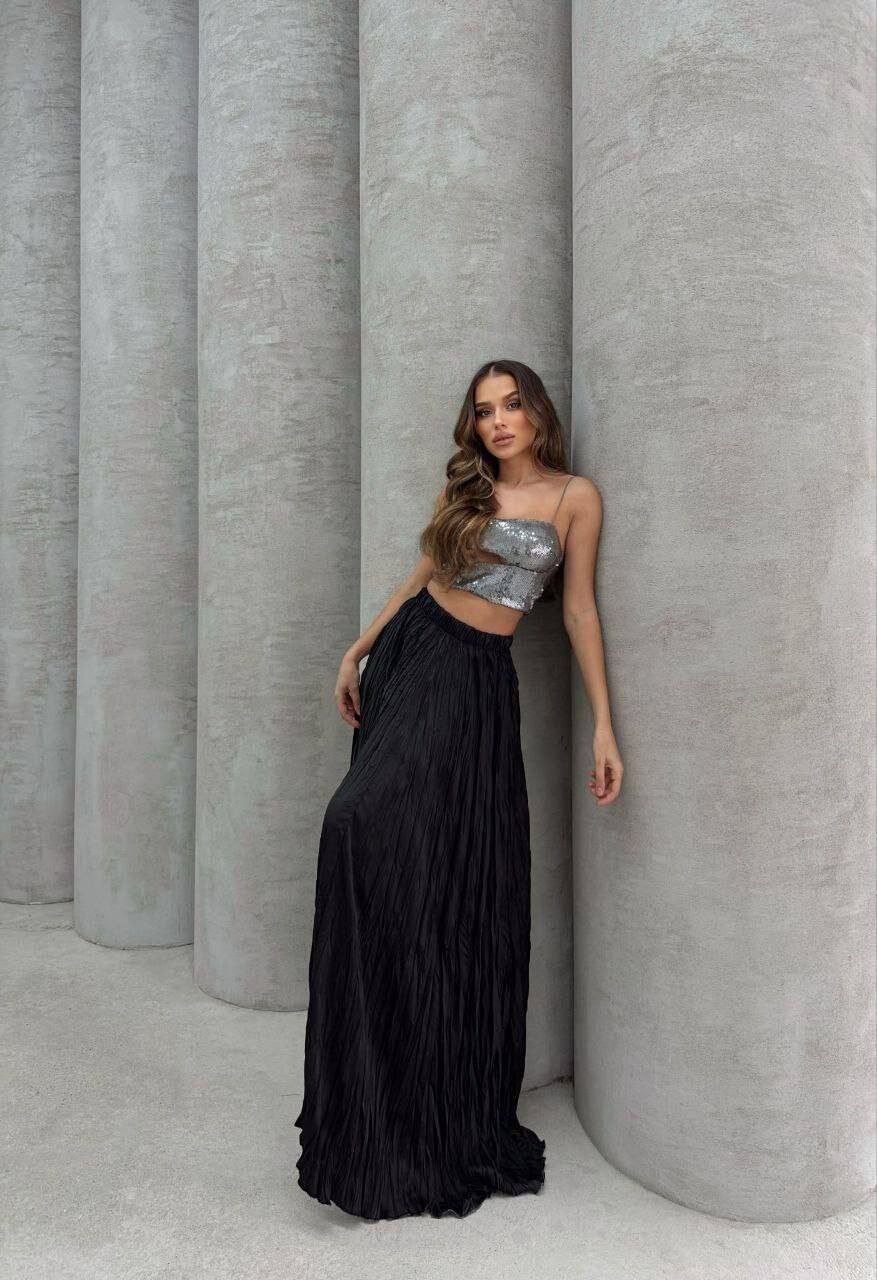 Saten Kumaş Piliseli Etek Siyah