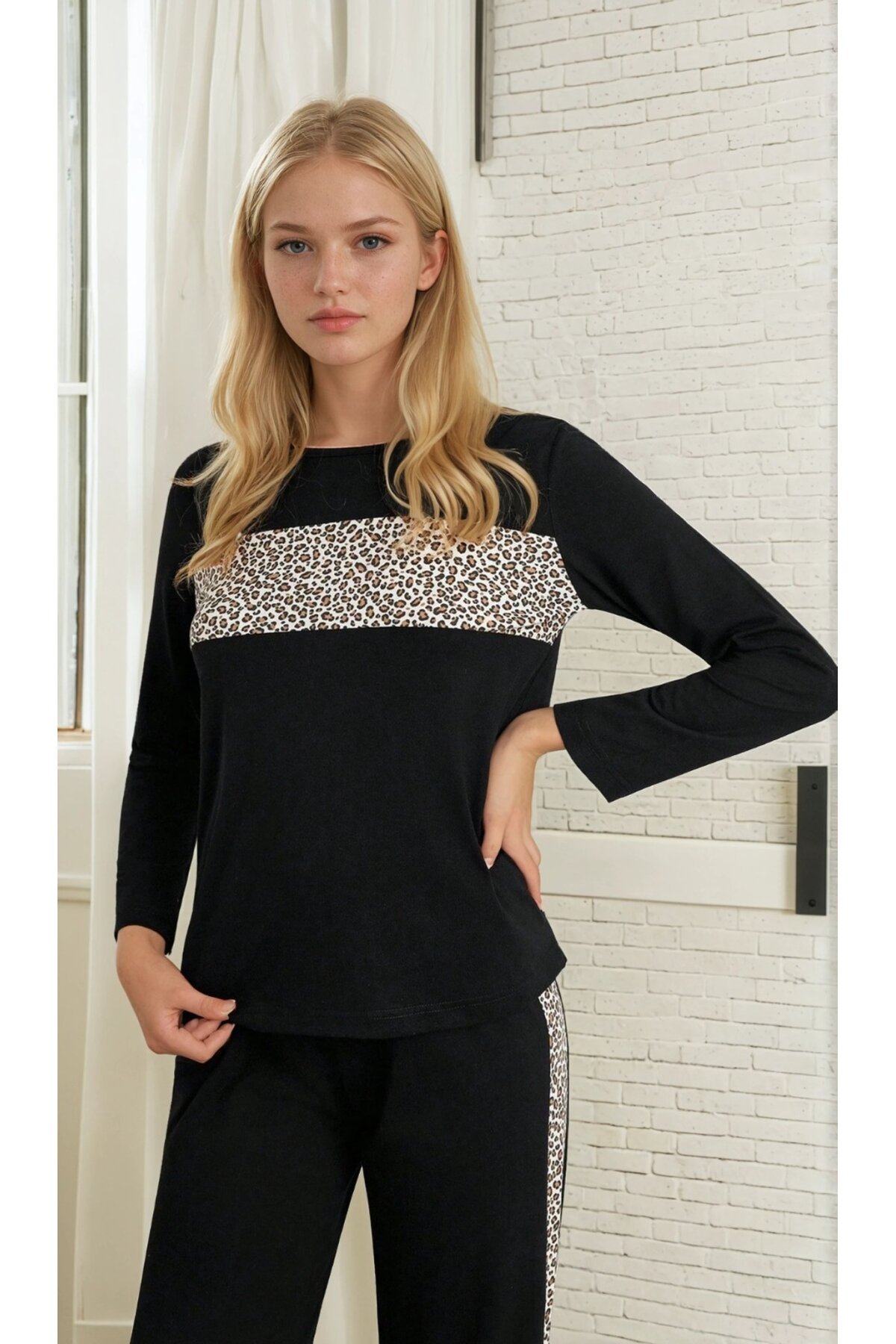 Siyah Leopar Detaylı Uzun Kollu Pijama Takım