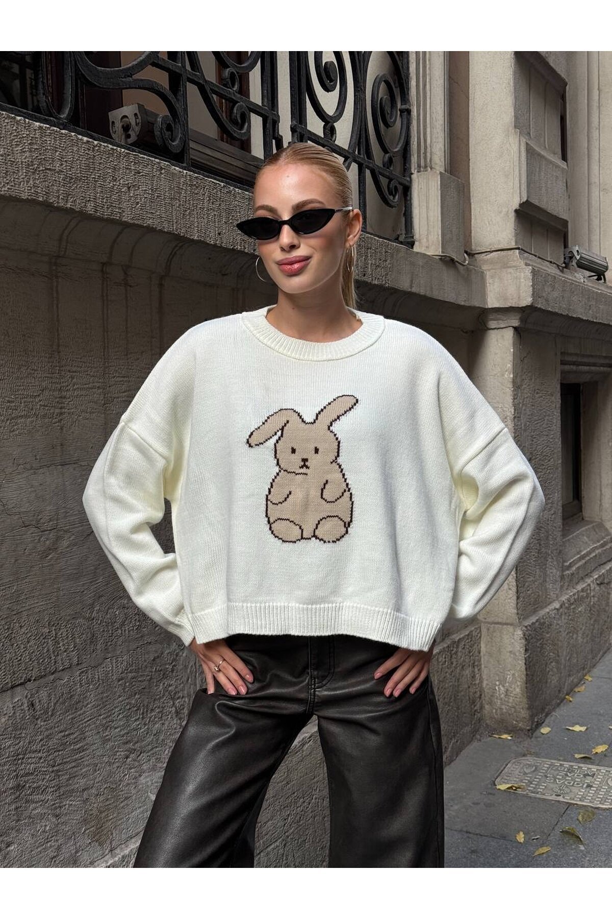 Tavşan Desenli Triko Kazak