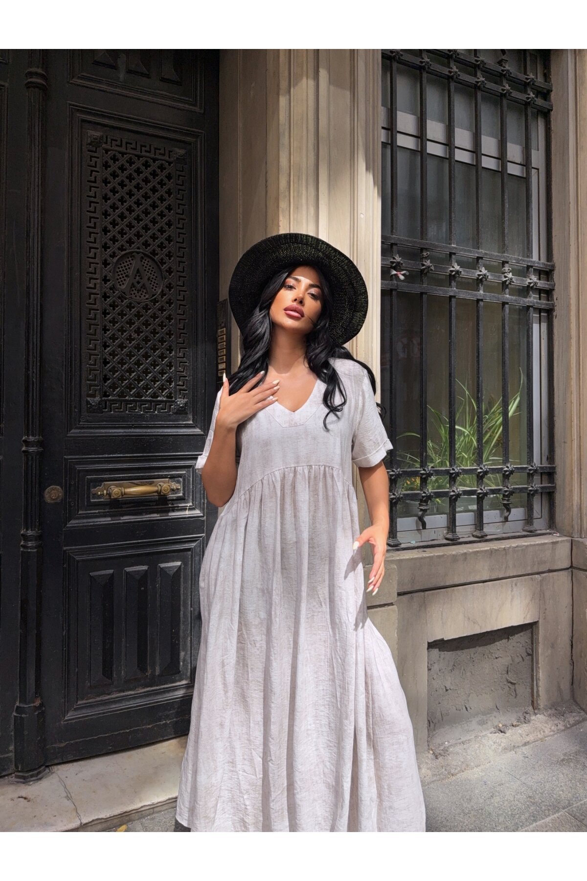 V Yaka Double Kol Siyah Salaş Elbise Ekru