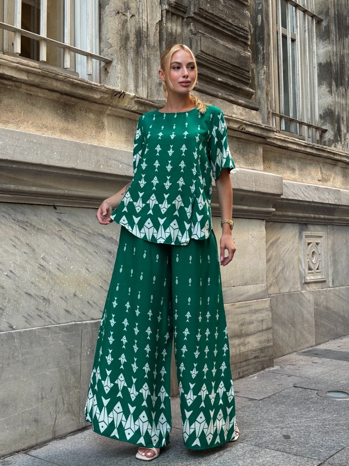 Viskon Kumaş Desenli Bol Paça Alt Üst Takım