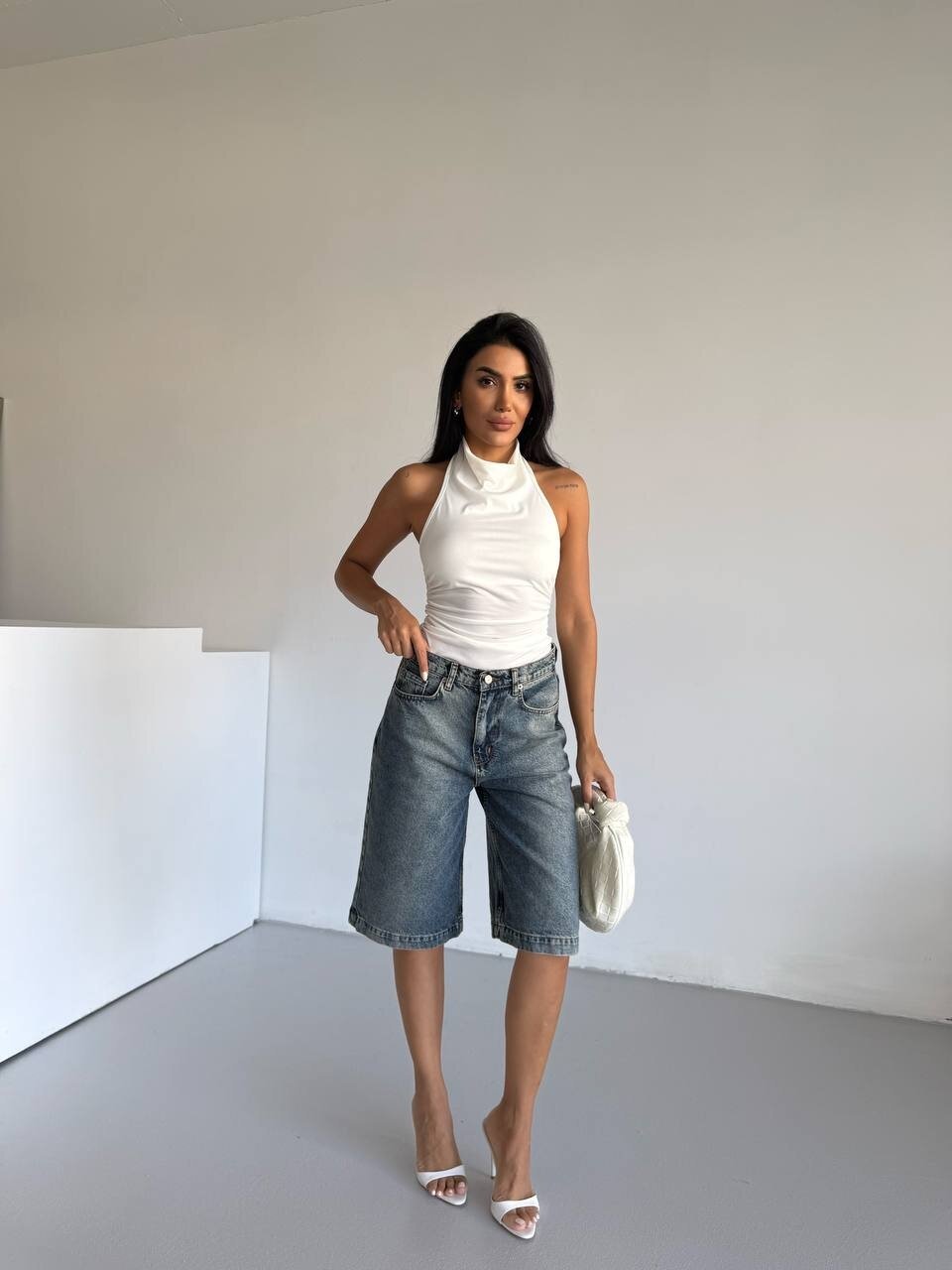 Yaka Detay Sandy Bluz Beyaz