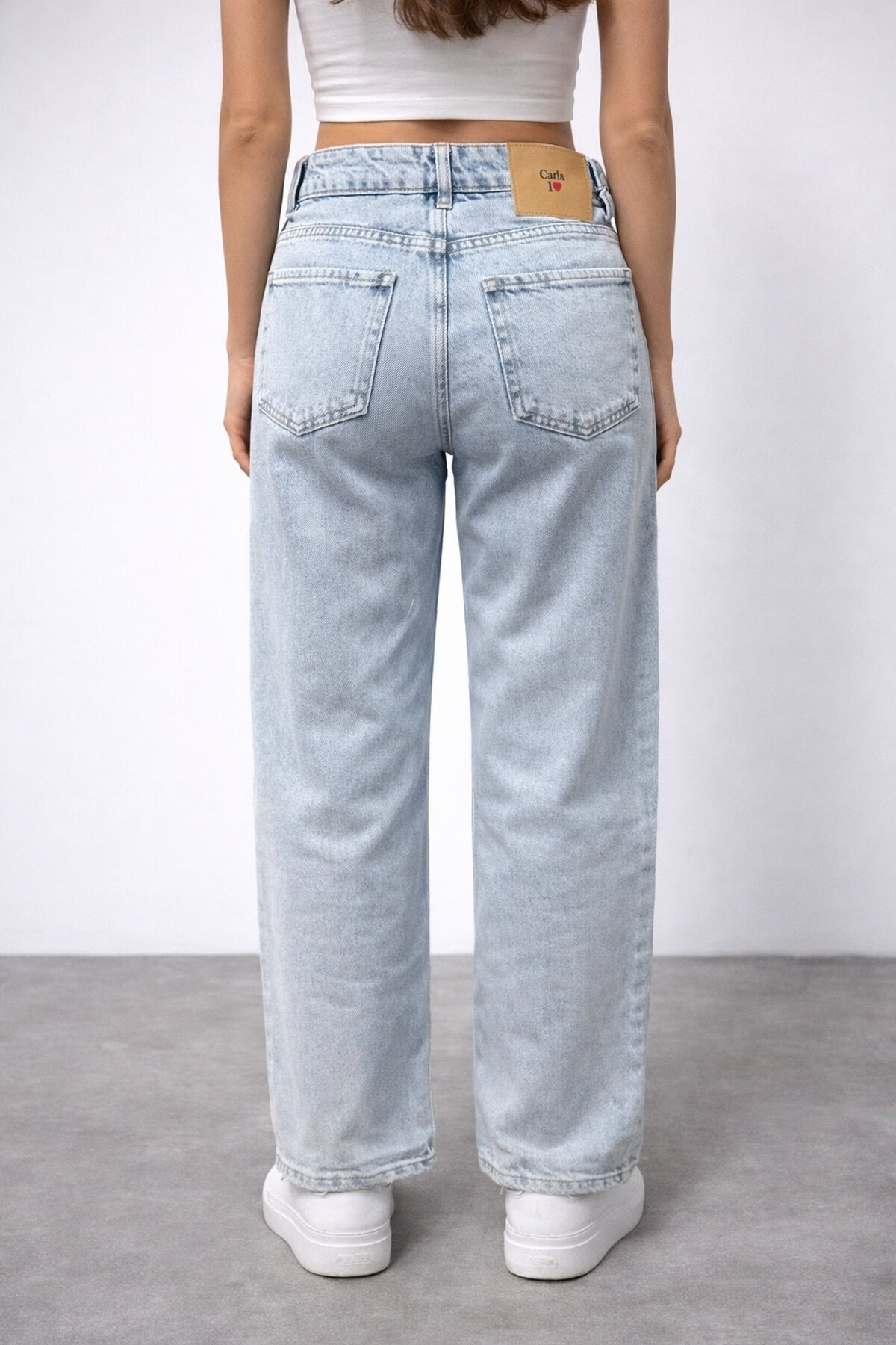 Açık Mavi Geniş Paça Jean
