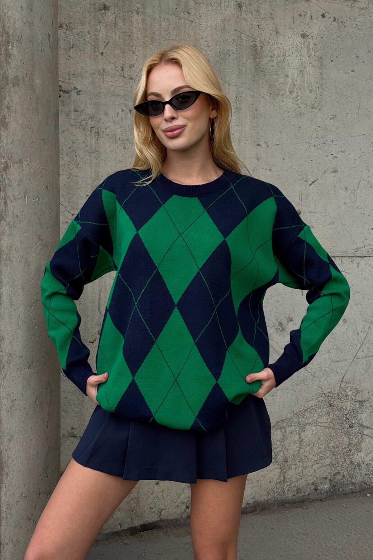 Bisiklet Yaka Baklava Desenli Triko Kazak