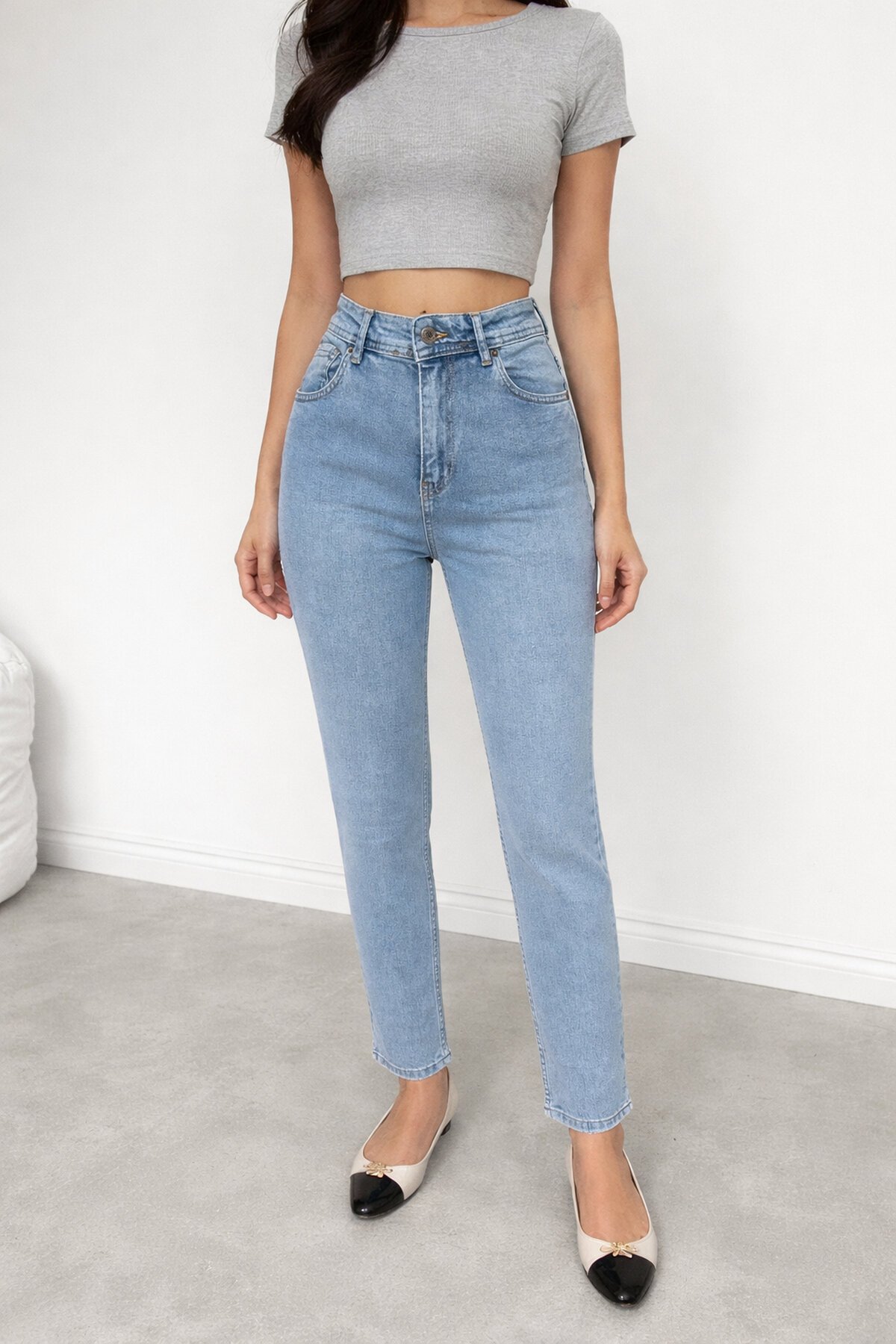 Buz Mavi Esnek Dar Paça Jean