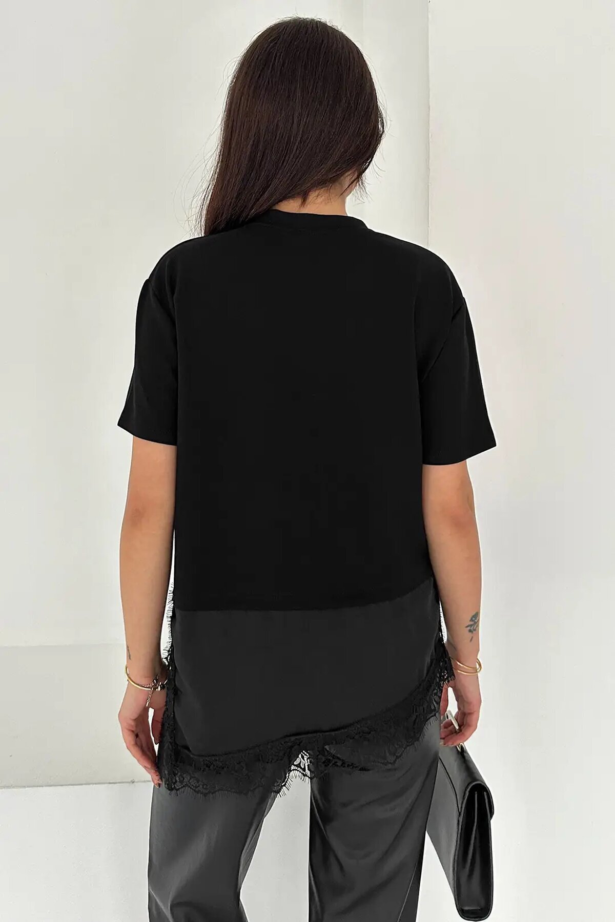 Dantel Detaylı T-Shirt