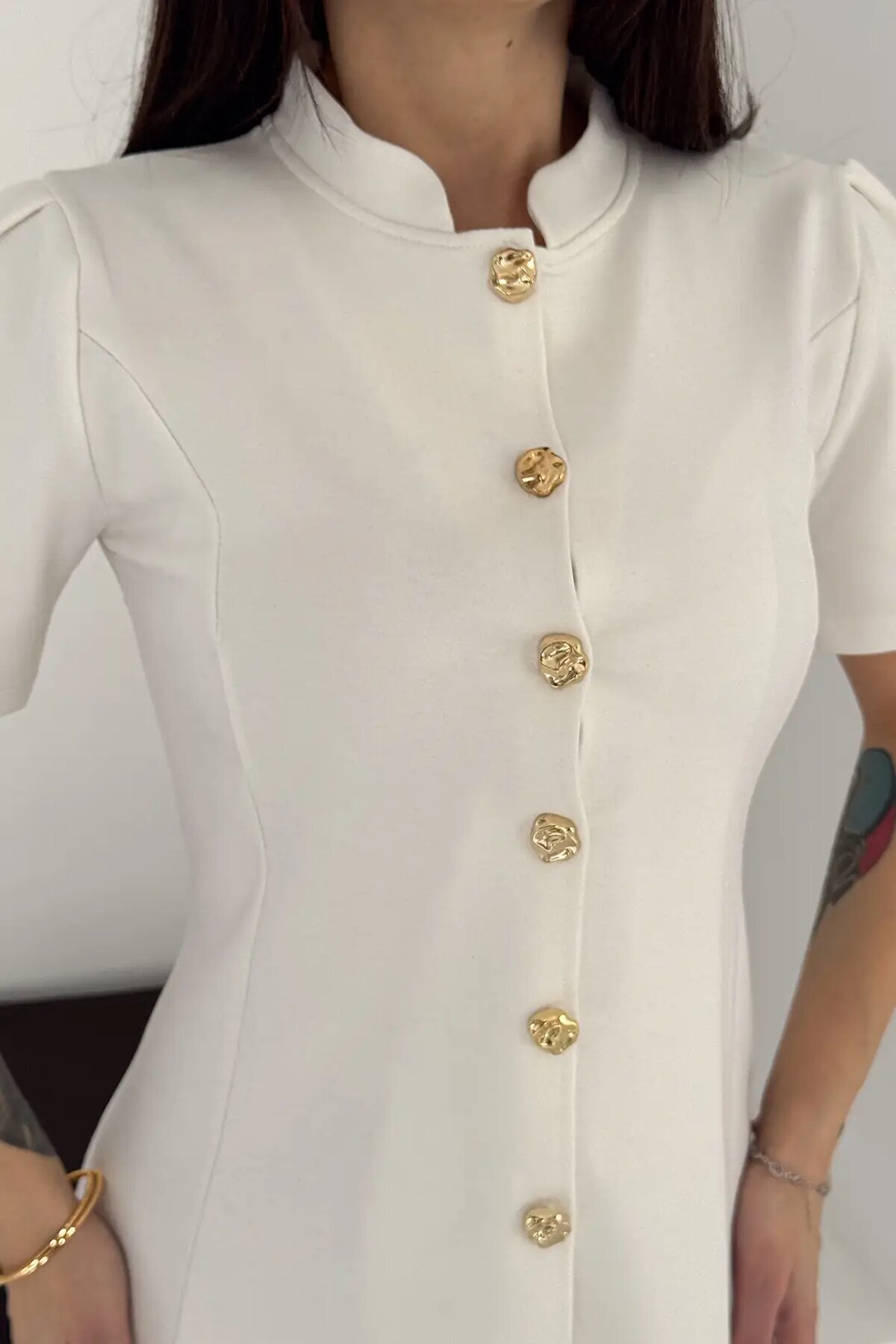 Kadın Beyaz Düğme Detay Mini Elbise