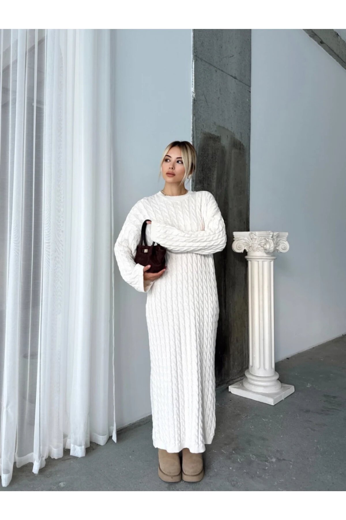 Kadın Beyaz Bisiklet Yaka Saç Örgülü Kadın Triko Midi Elbise