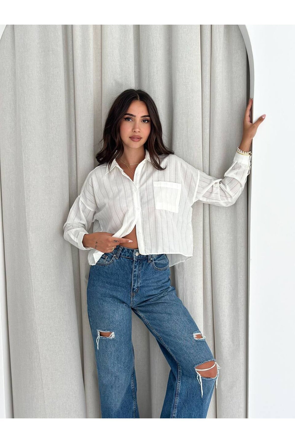 Kadın Beyaz Çizgili Salaş Gömlek