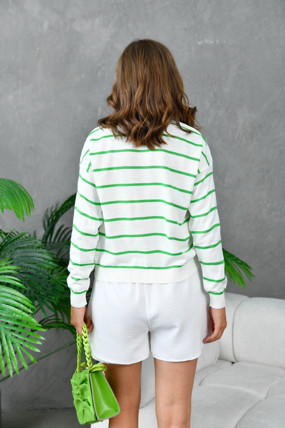 Kadın Bisiklet Yaka Çizgili Triko Kazak