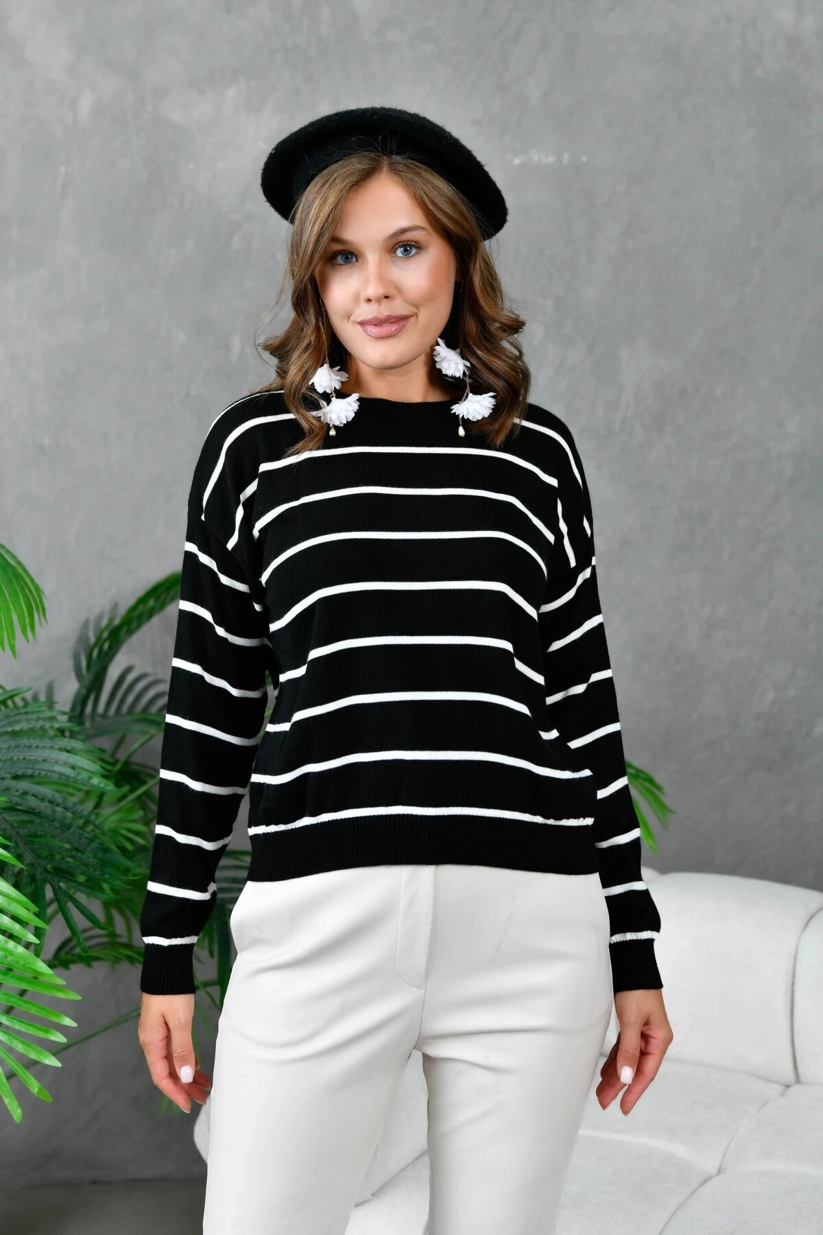 Kadın Bisiklet Yaka Çizgili Triko Kazak