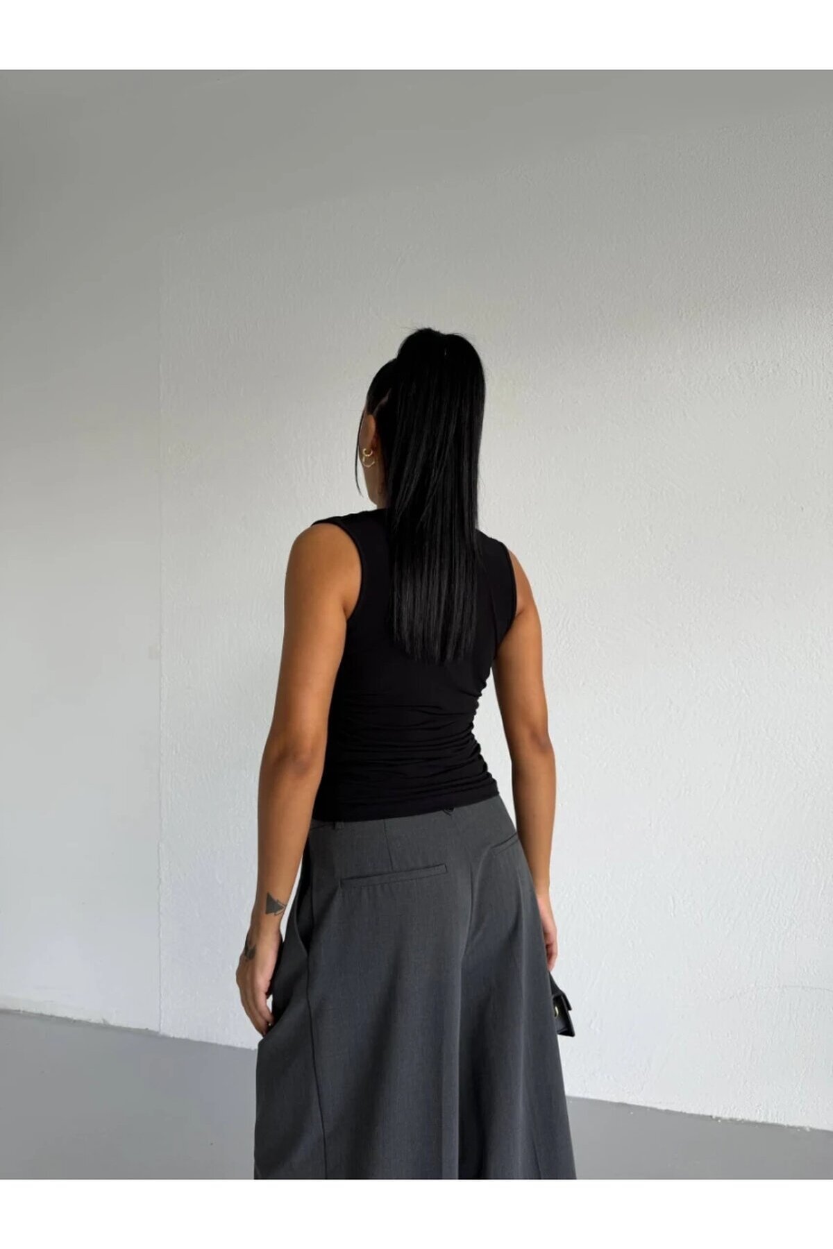 Kadın Degaje Yaka Kolsuz Bluz Siyah