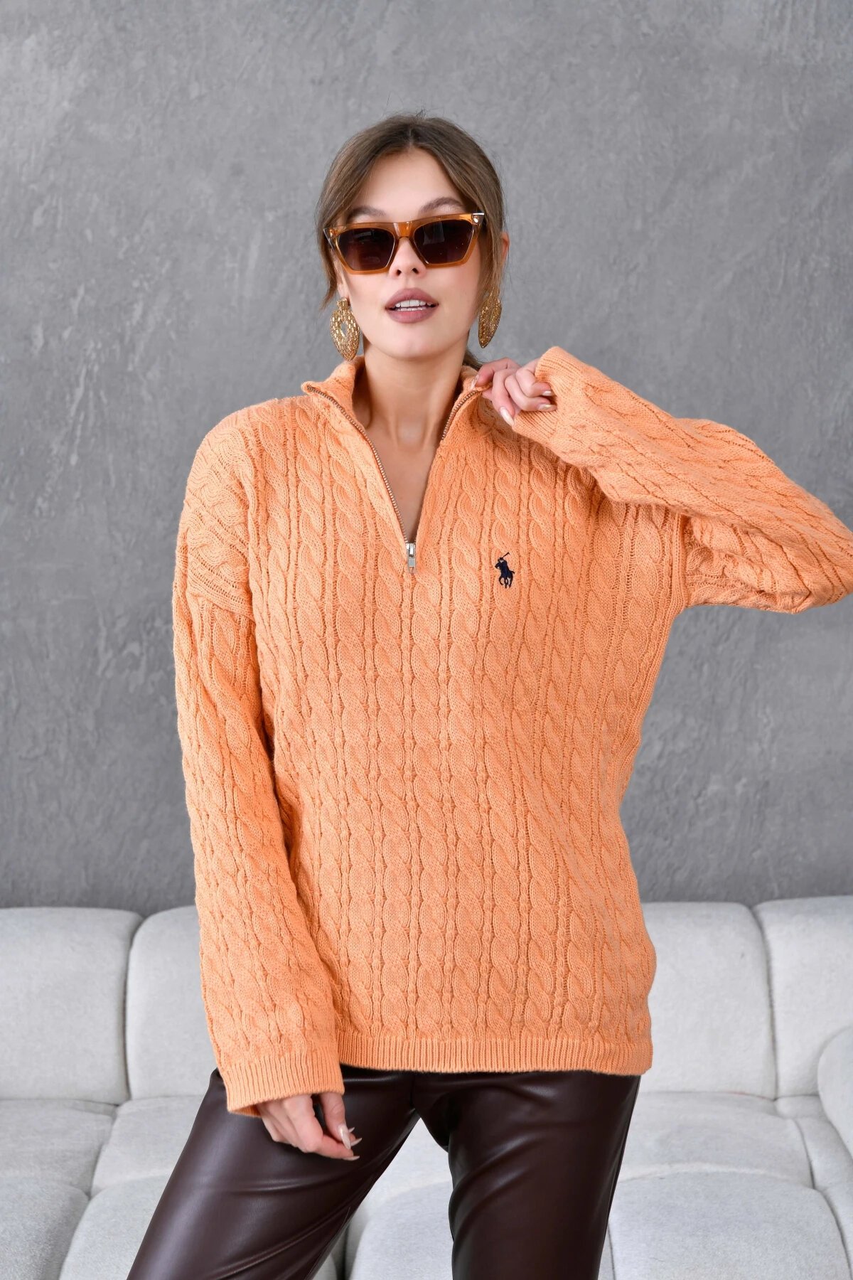 Kadın Dik Yaka Fermuar Detay Saç Örgü Triko Kazak