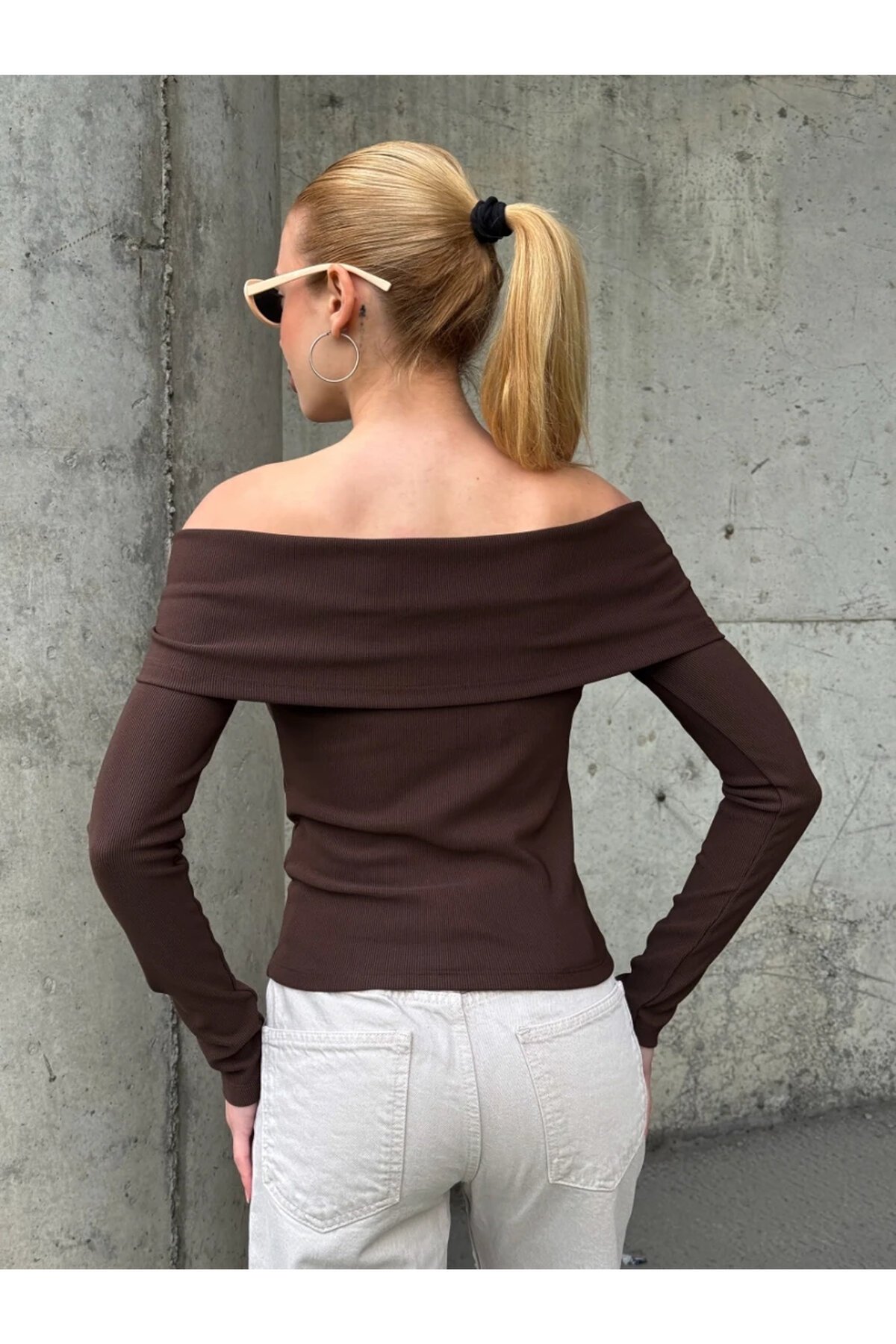 Kadın Madonna Yaka Halka Detay Bluz