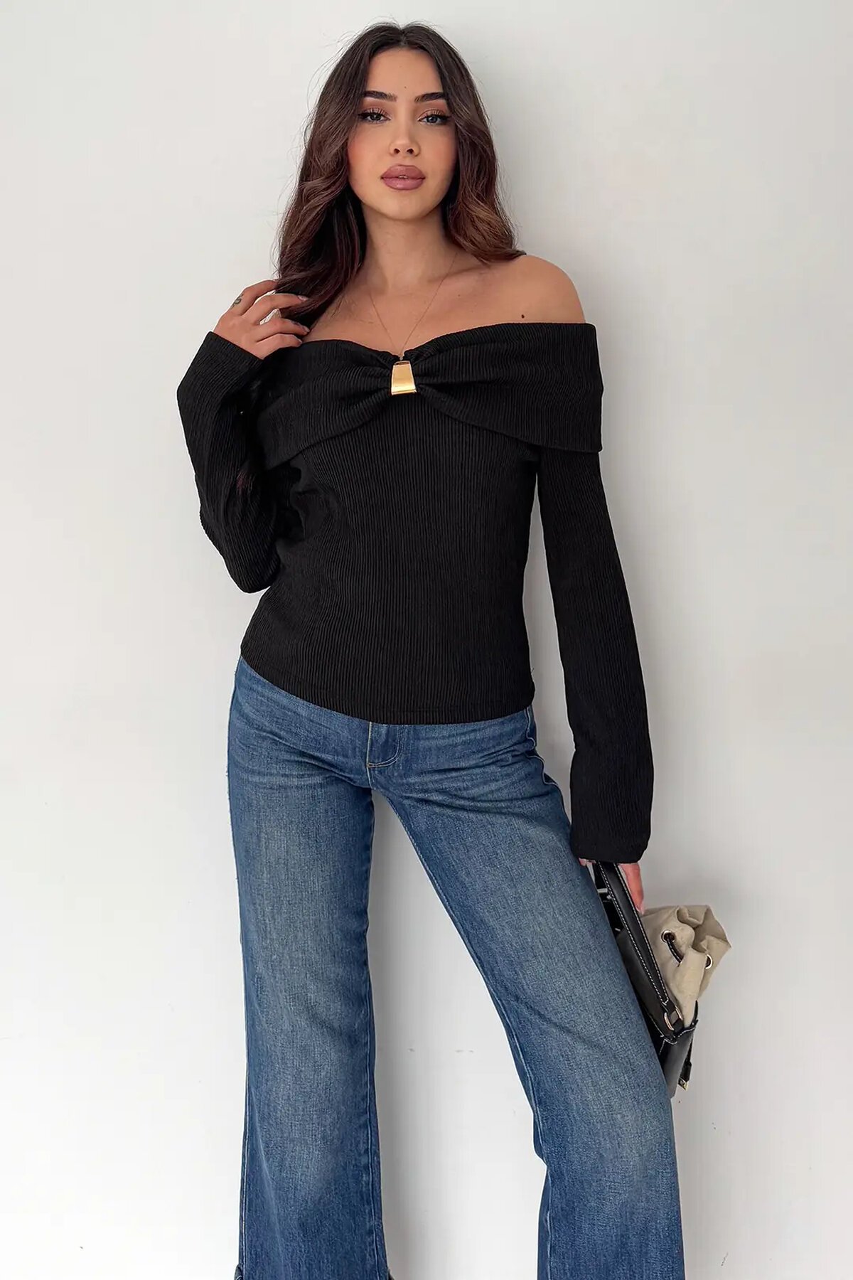 Kadın Omuz Açık Toka Detaylı Bluz