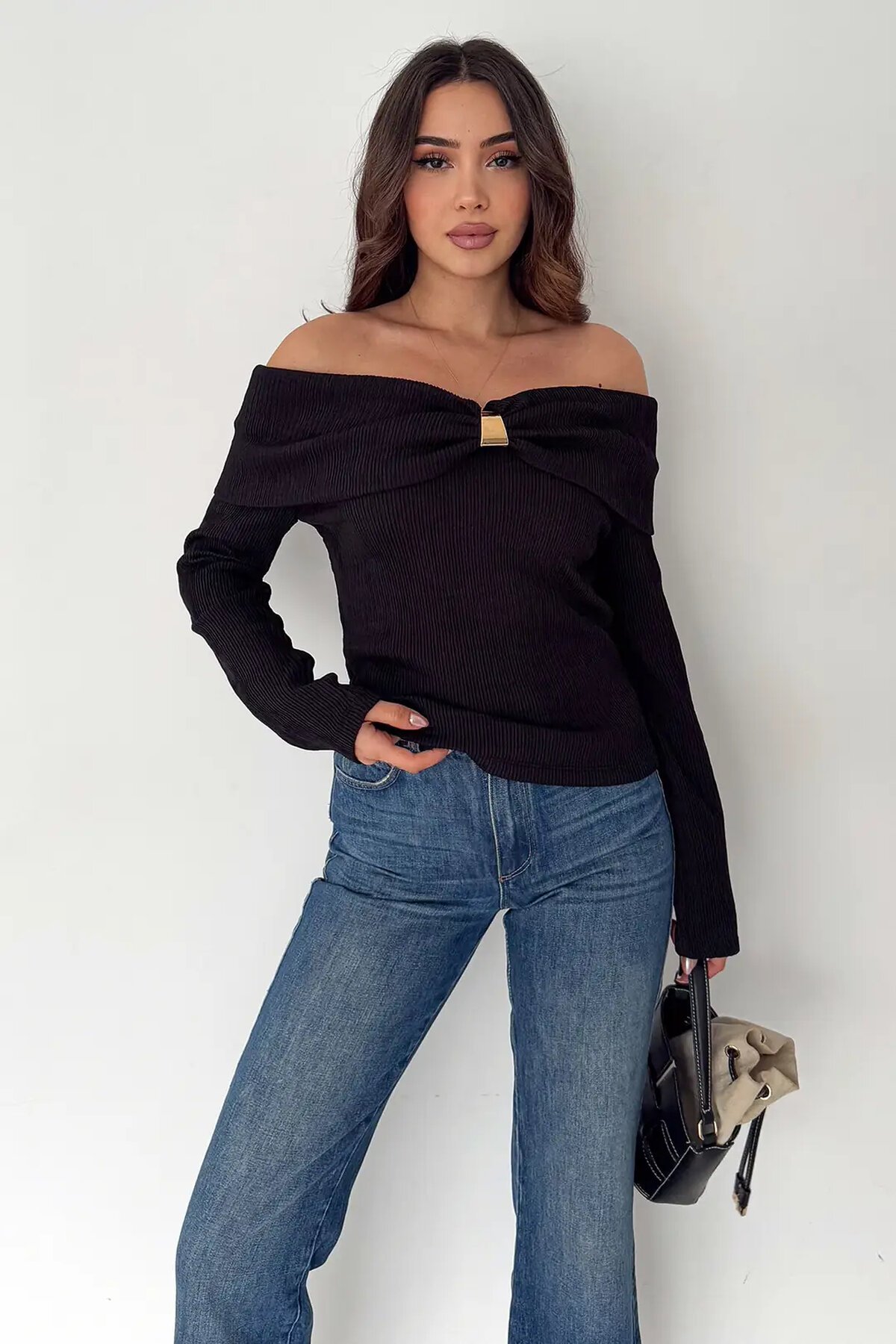 Kadın Omuz Açık Toka Detaylı Bluz